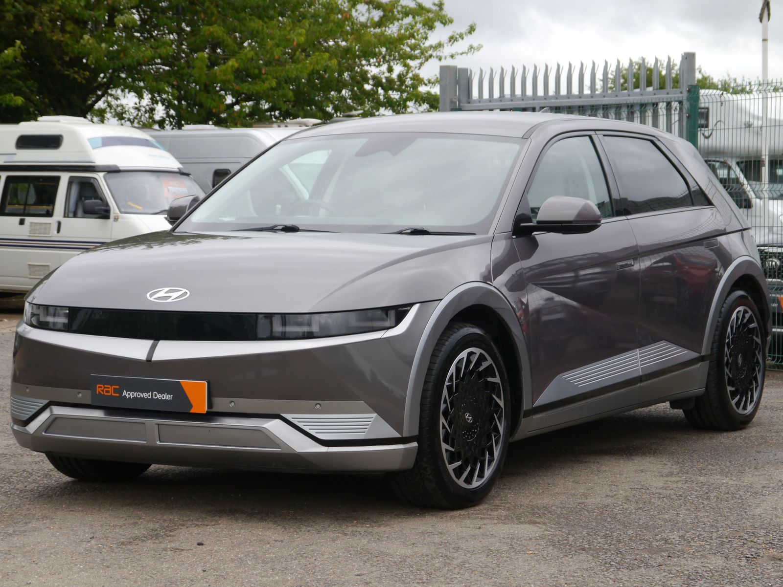 Hyundai Ioniq 5 73kWh Ultimate Hatchback 5dr Electric Auto AWD (305 ps) 5dr Automatic 2026