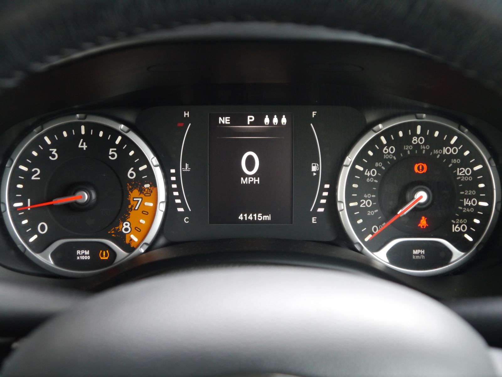 2016 Jeep Renegade 1.4T MultiAirII Longitude SUV 5dr Petrol DDCT Euro 6 (s/s) (140 ps), exterior view 4