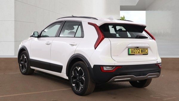 2023 Kia Niro 64.8kWh 2 SUV 5dr Electric Auto (201 bhp), exterior view 2