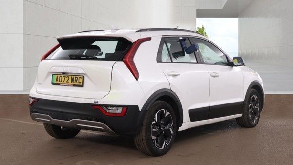 2023 Kia Niro 64.8kWh 2 SUV 5dr Electric Auto (201 bhp), exterior view 3