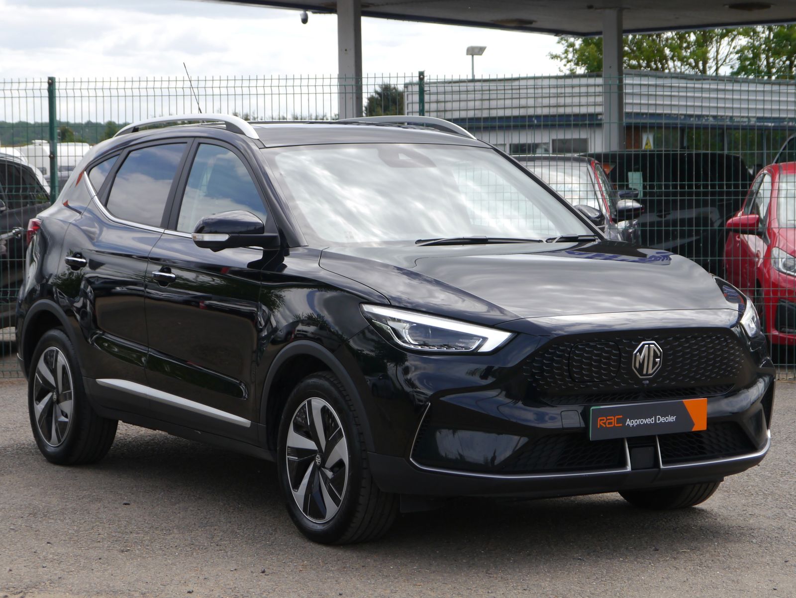 MG MG ZS 72.6kWh Trophy Long Range SUV 5dr Electric Auto (156 ps) 5dr Automatic 2026