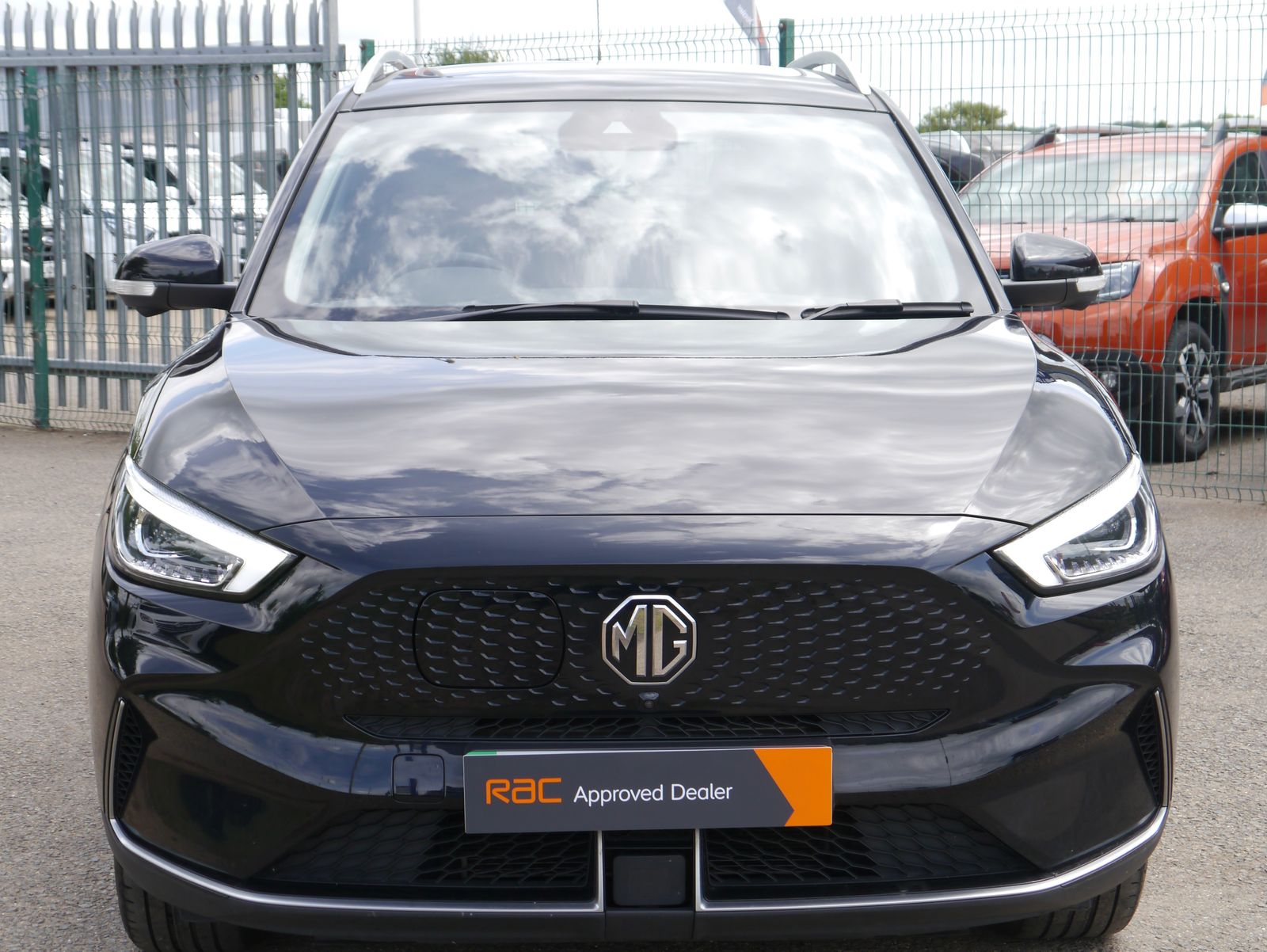 MG MG ZS 72.6kWh Trophy Long Range SUV 5dr Electric Auto (156 ps) 5dr Automatic 2026