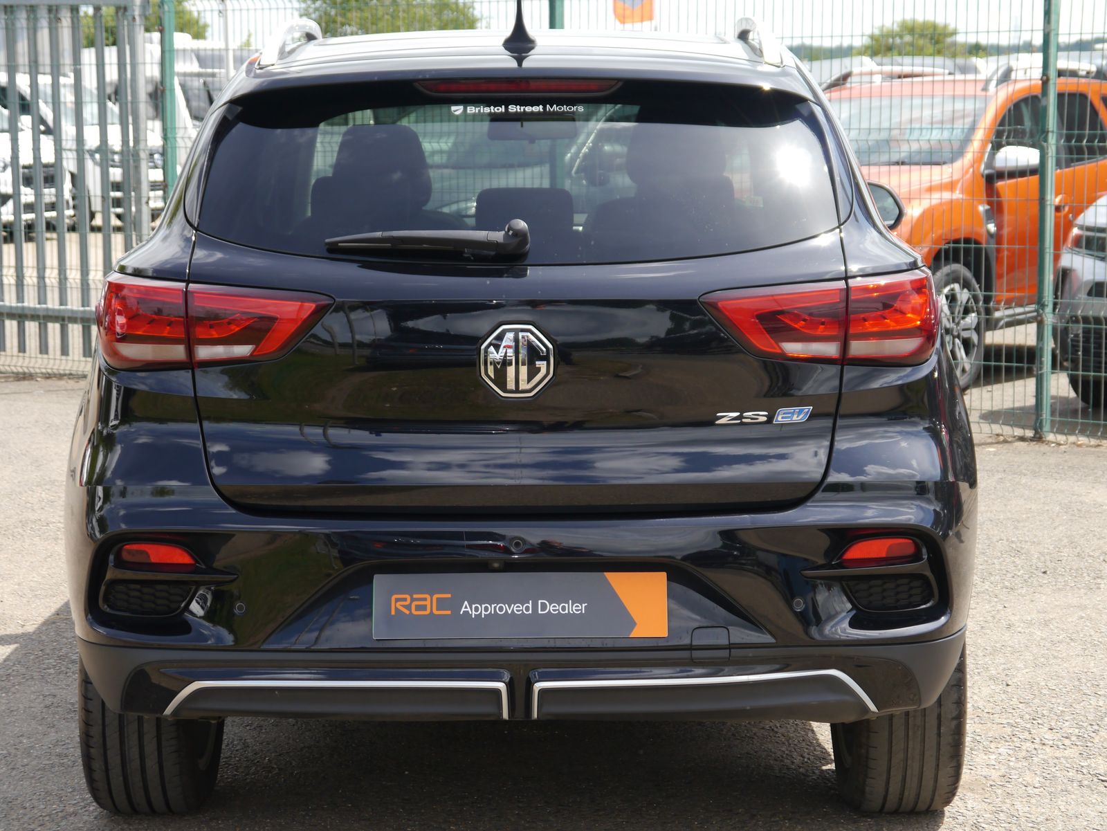 MG MG ZS 72.6kWh Trophy Long Range SUV 5dr Electric Auto (156 ps) 5dr Automatic 2026