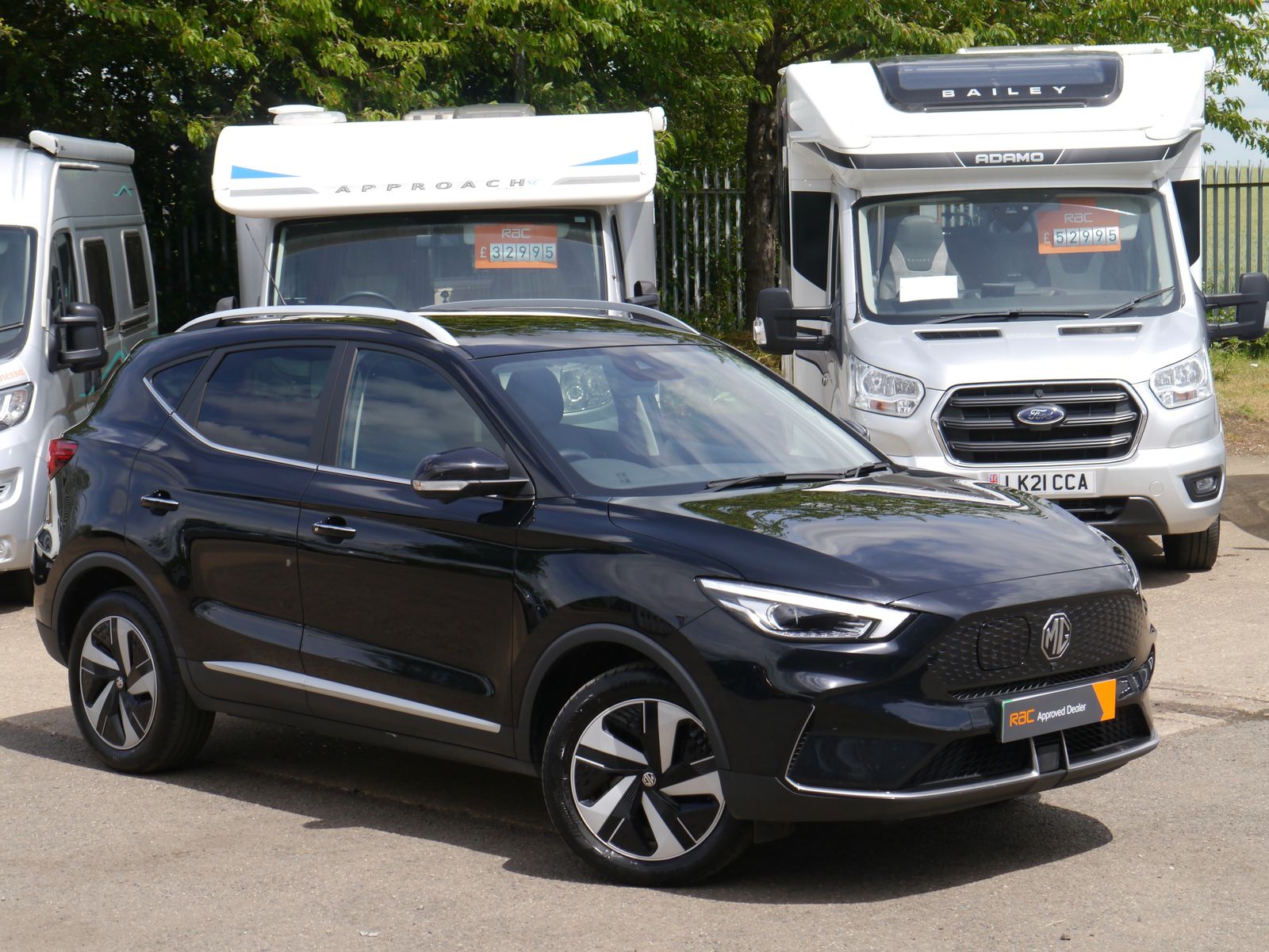MG MG ZS 72.6kWh Trophy Long Range SUV 5dr Electric Auto (156 ps) 5dr Automatic 2026