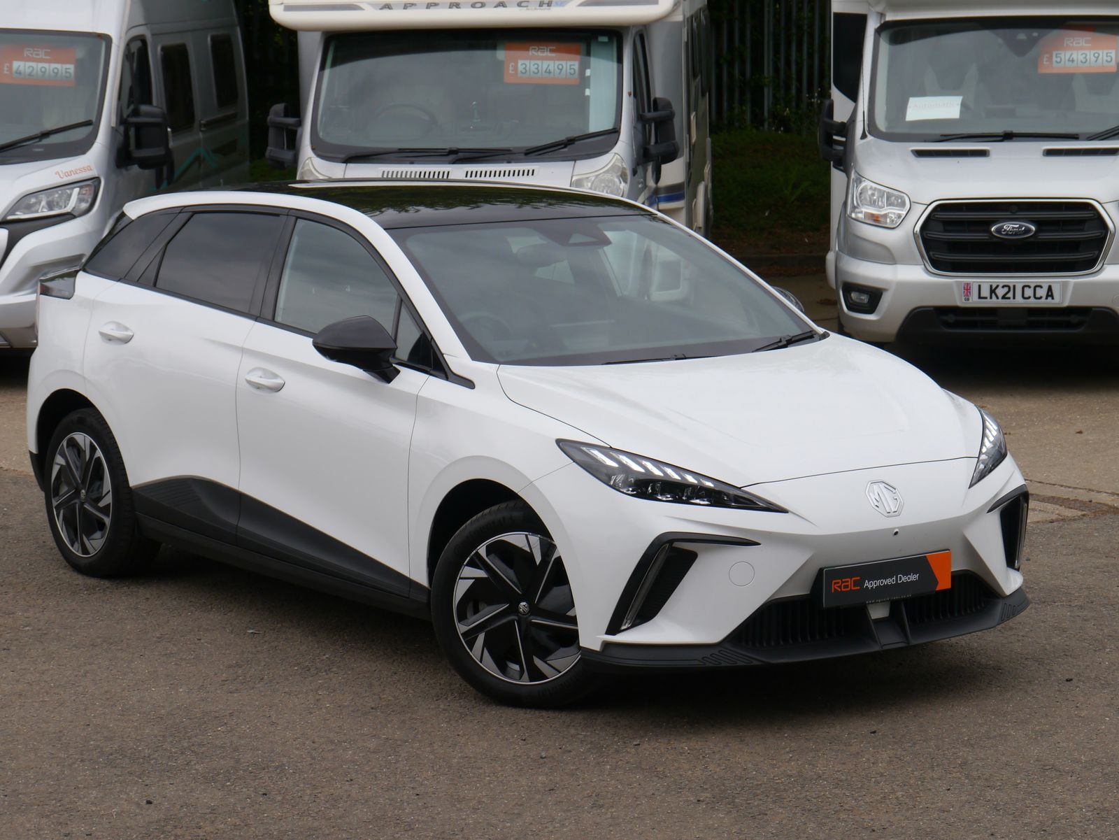 MG Mg4 64kWh Trophy Long Range Hatchback 5dr Electric Auto (203 ps) 5dr Automatic 2026