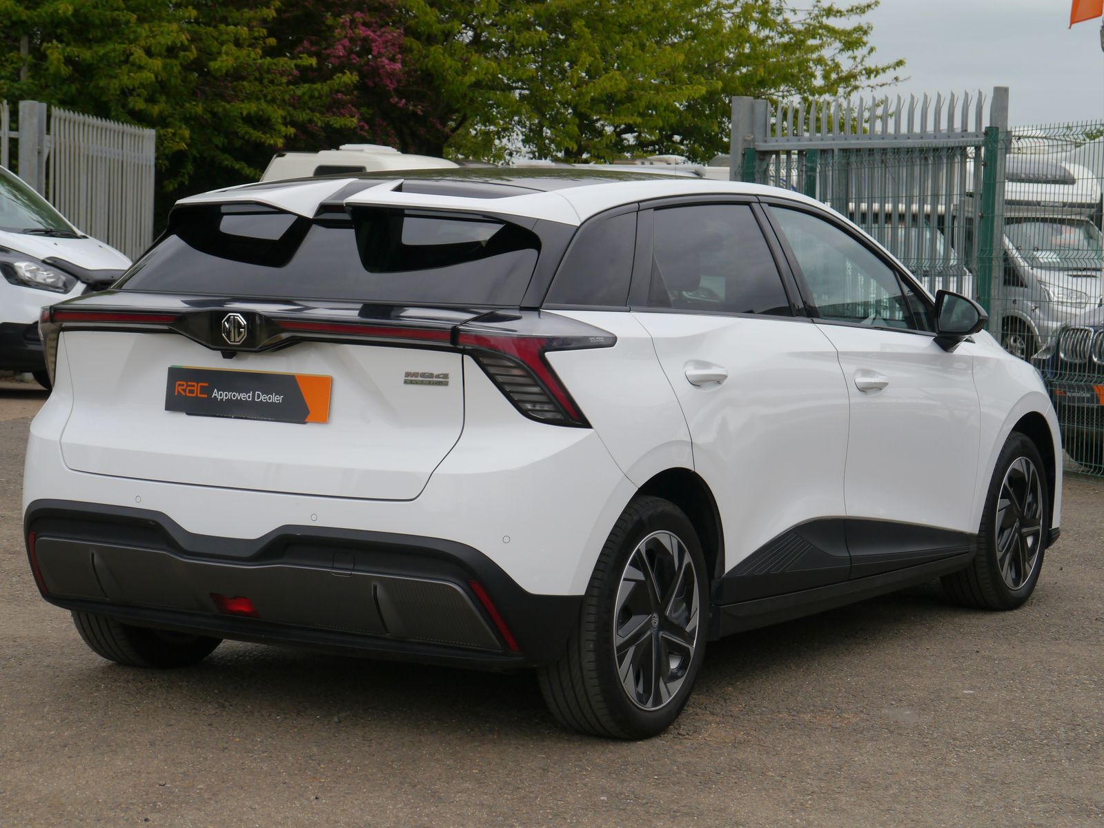 MG Mg4 64kWh Trophy Long Range Hatchback 5dr Electric Auto (203 ps) 5dr Automatic 2026