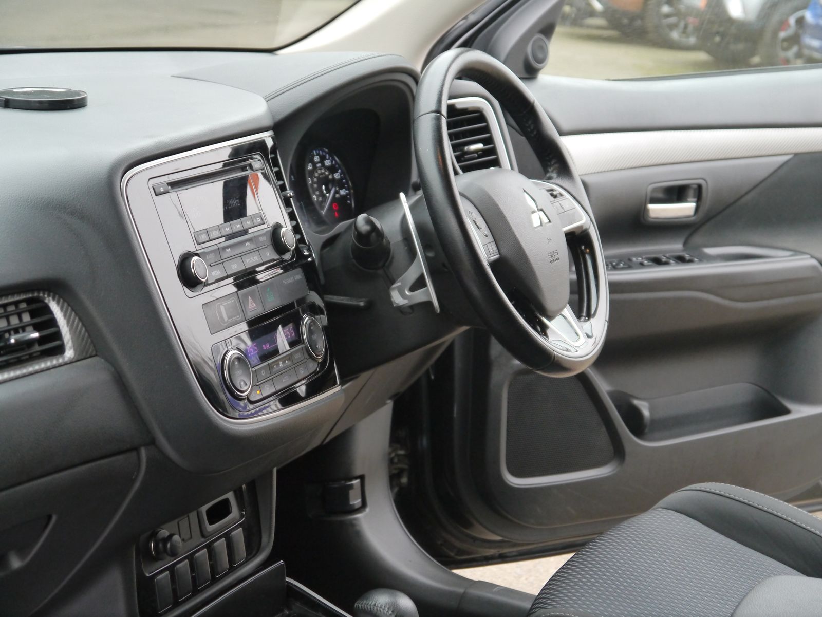 Mitsubishi Outlander 2.2 DI-D 3 SUV 5dr Diesel Auto 4WD Euro 6 (147 ps) 5dr Automatic 2026