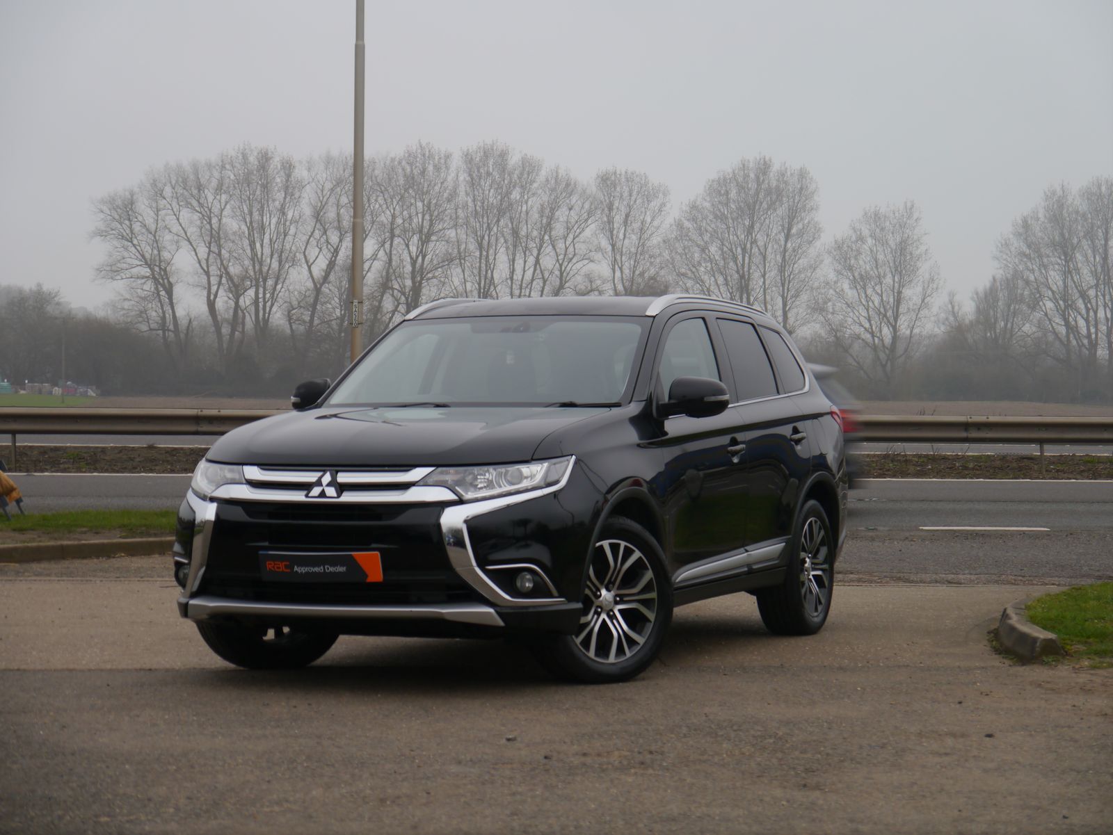 Mitsubishi Outlander 2.2 DI-D 3 SUV 5dr Diesel Auto 4WD Euro 6 (147 ps) 5dr Automatic 2026