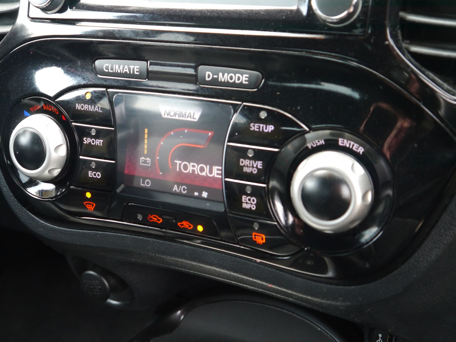 Nissan Juke 1.6 Tekna SUV 5dr Petrol XTRON Euro 6 (117 ps) 5dr Automatic 2026