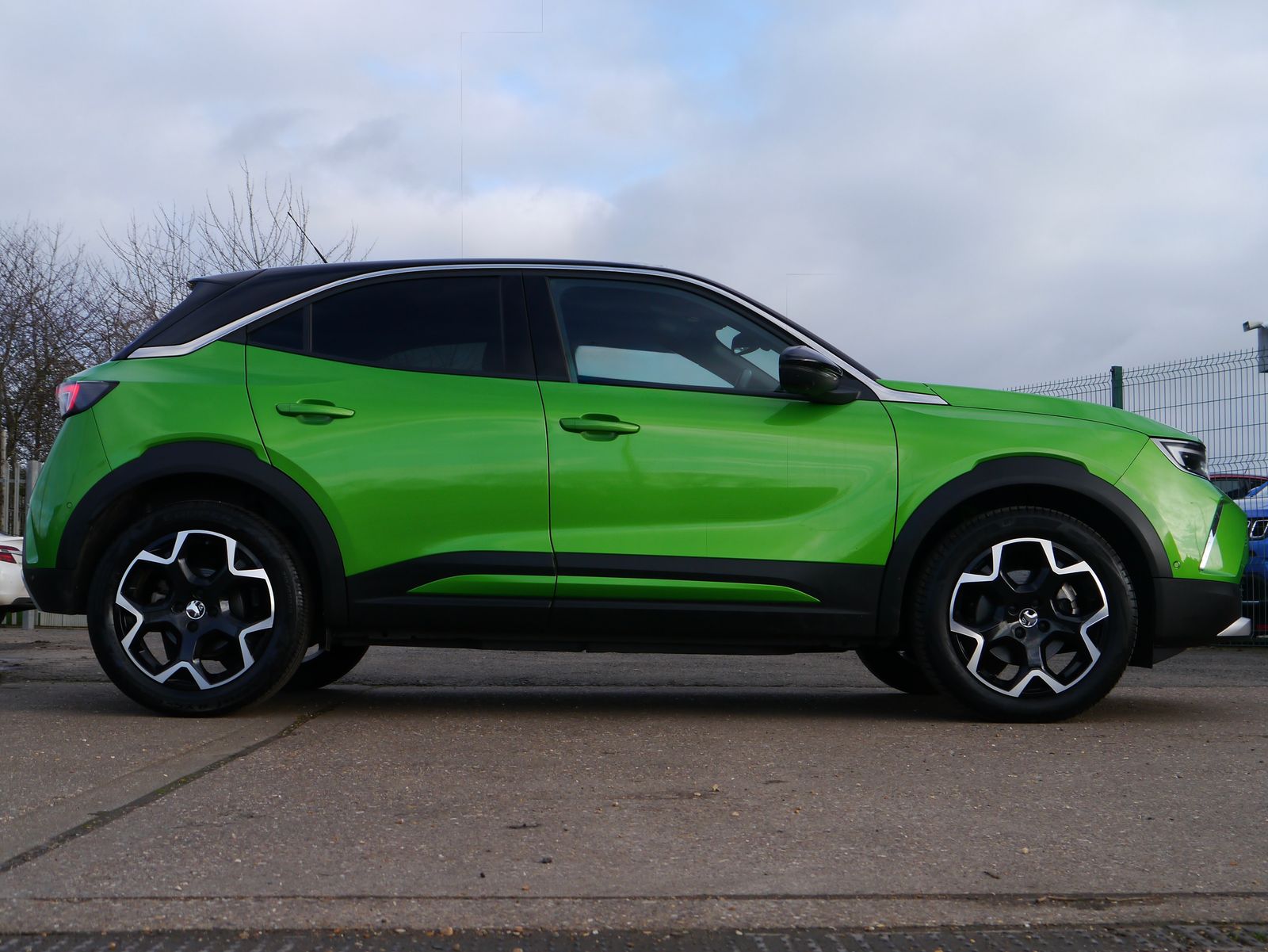 Vauxhall Mokka electric 50kWh Ultimate SUV 5dr Electric Auto (136 ps) 5dr Automatic 2026