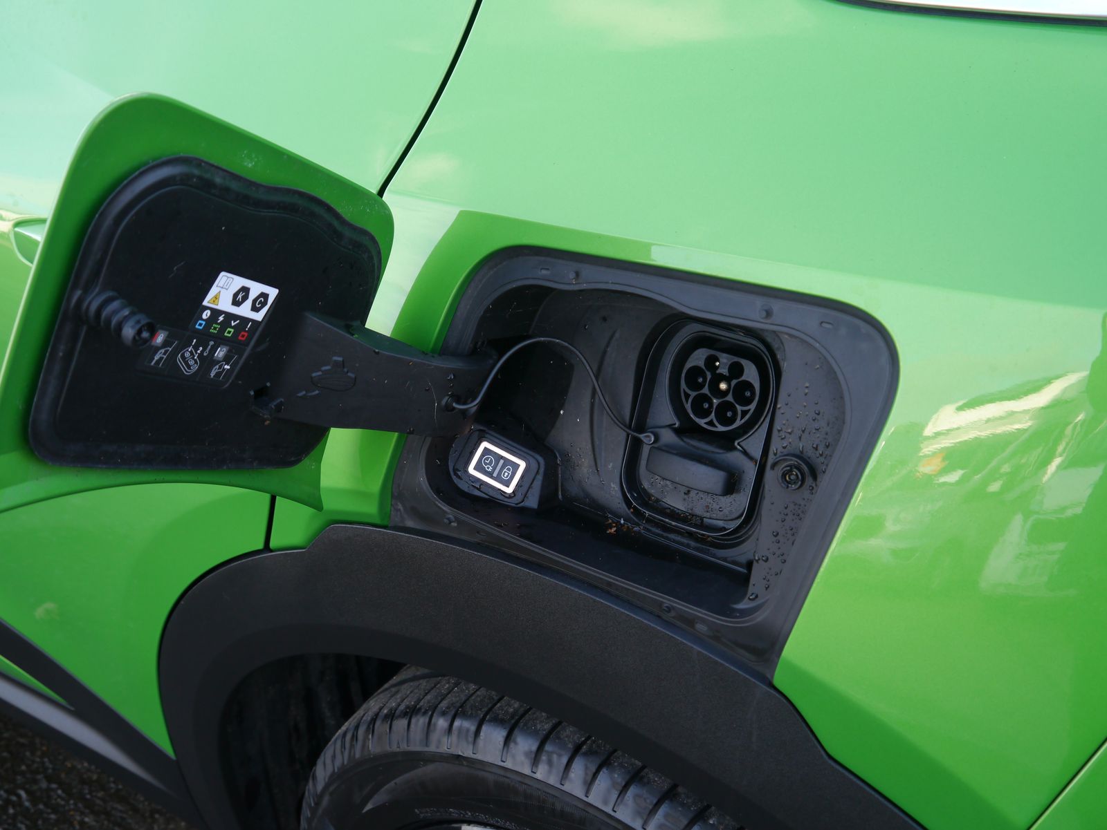 Vauxhall Mokka electric 50kWh Ultimate SUV 5dr Electric Auto (136 ps) 5dr Automatic 2026