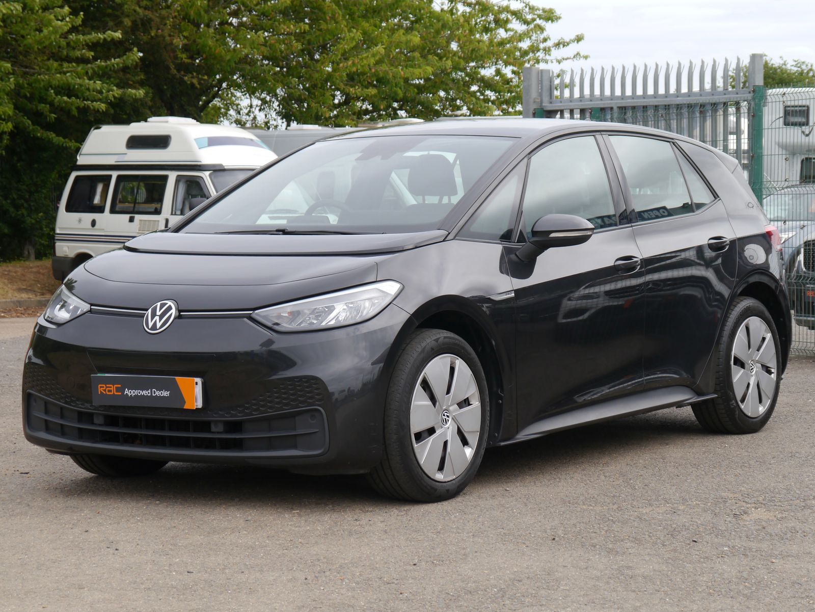 Volkswagen ID.3 Pro 58kWh Life Hatchback 5dr Electric Auto (145 ps) 5dr Automatic 2026