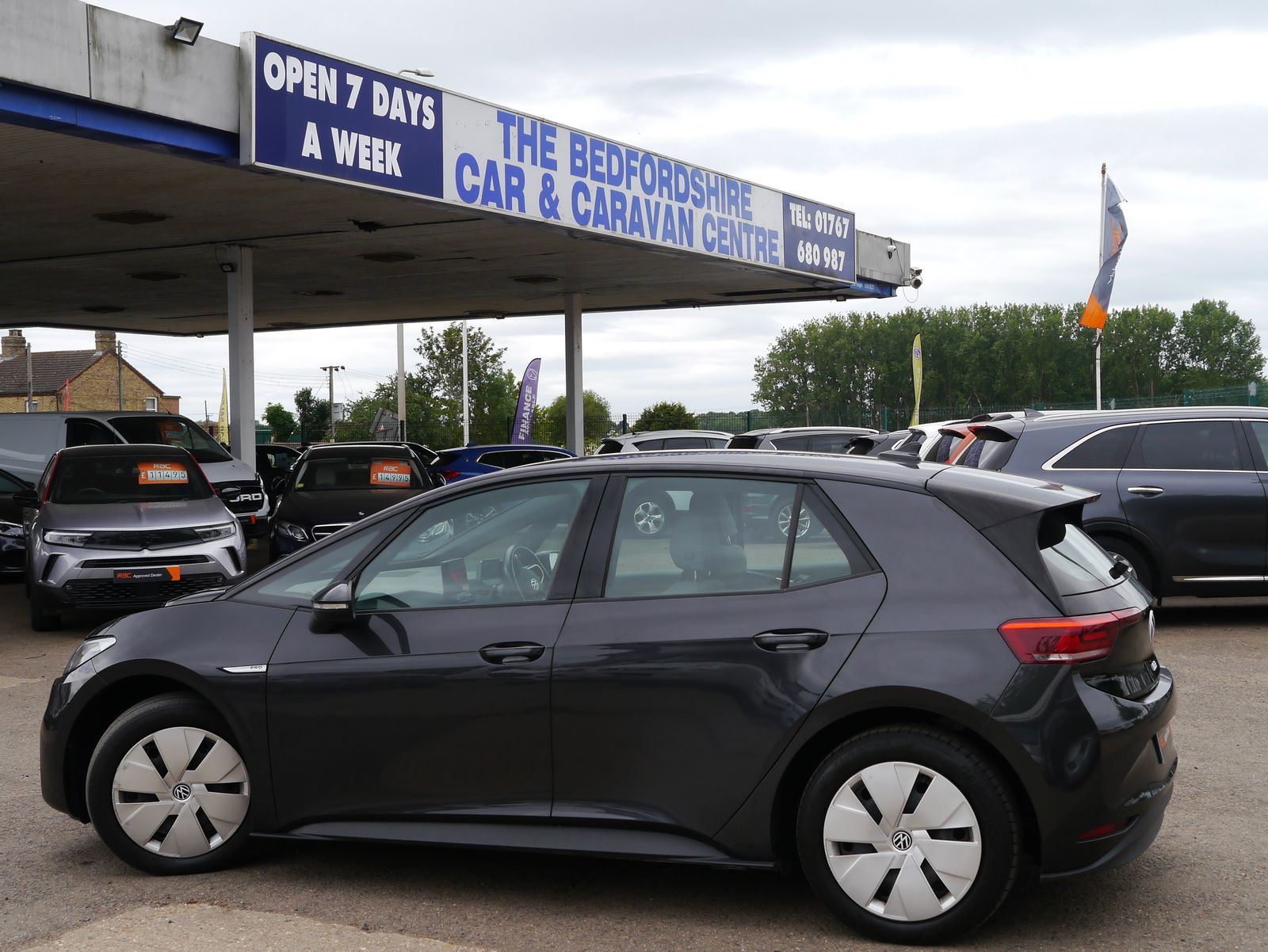Volkswagen ID.3 Pro 58kWh Life Hatchback 5dr Electric Auto (145 ps) 5dr Automatic 2026