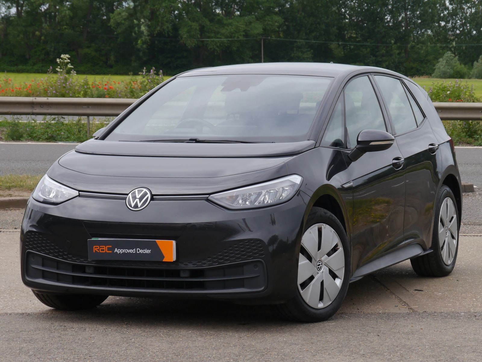 Volkswagen ID.3 Pro 58kWh Life Hatchback 5dr Electric Auto (145 ps) 5dr Automatic 2026