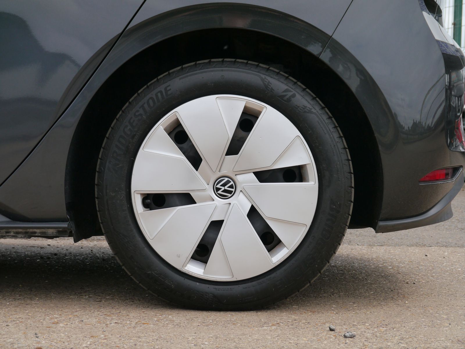 Volkswagen ID.3 Pro 58kWh Life Hatchback 5dr Electric Auto (145 ps) 5dr Automatic 2026