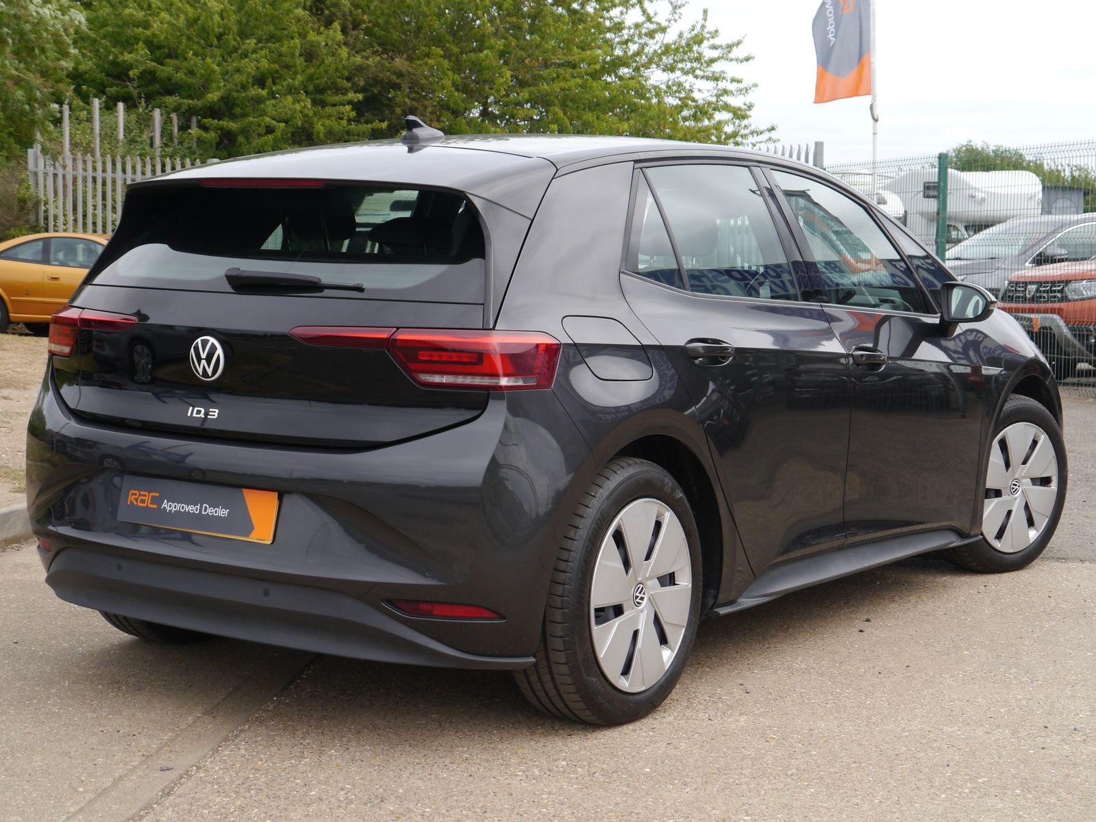 Volkswagen ID.3 Pro 58kWh Life Hatchback 5dr Electric Auto (145 ps) 5dr Automatic 2026