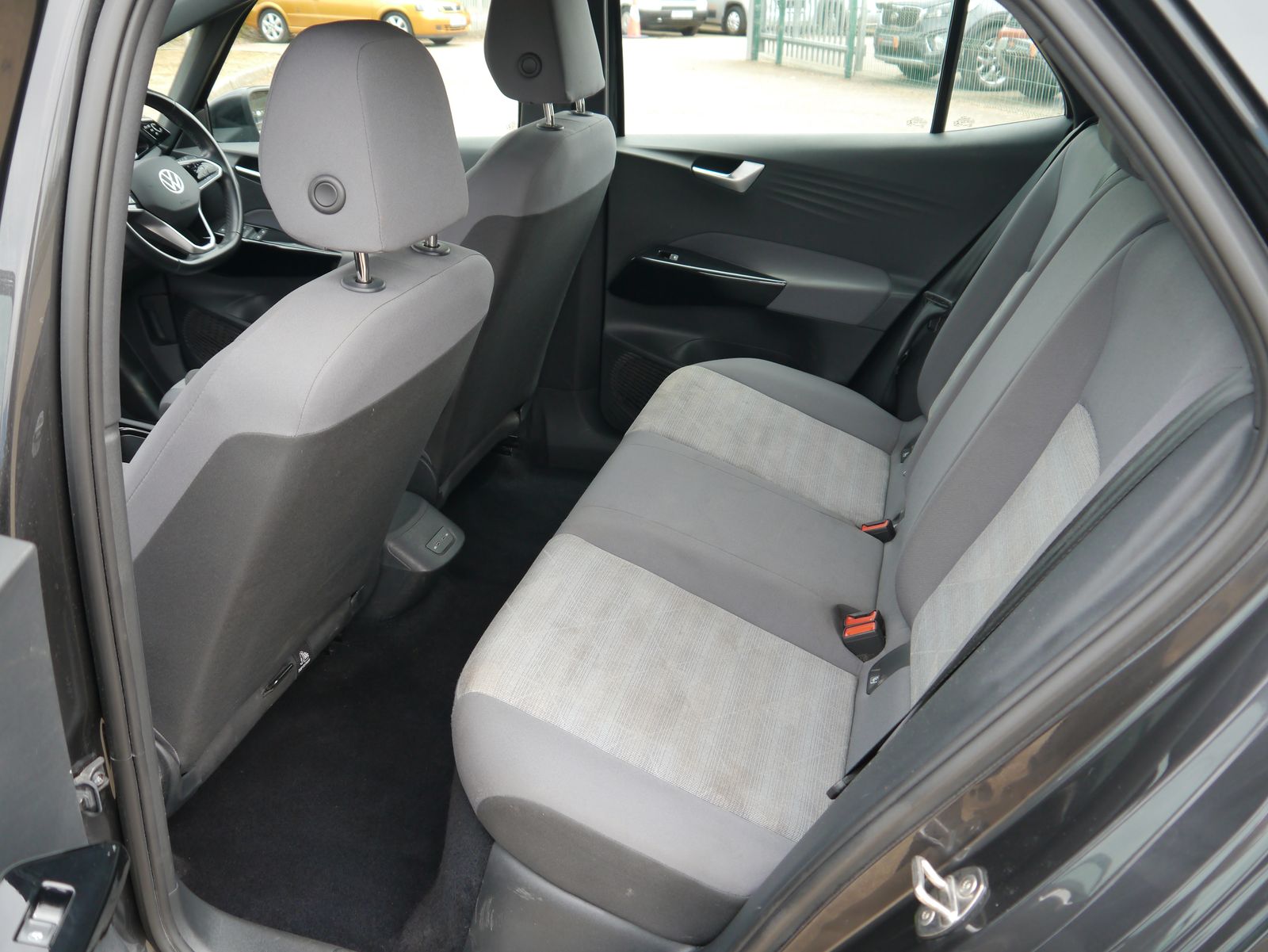 Volkswagen ID.3 Pro 58kWh Life Hatchback 5dr Electric Auto (145 ps) 5dr Automatic 2026