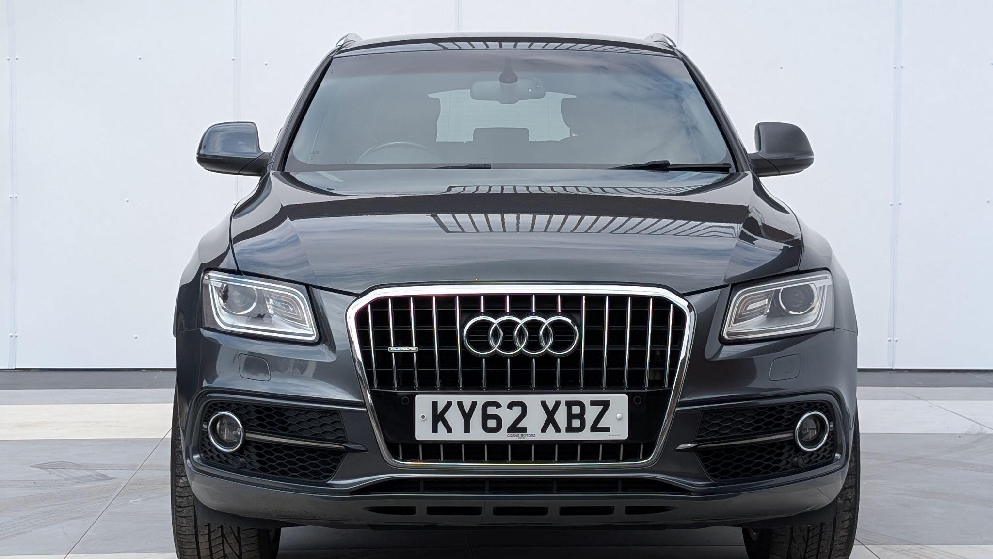 2012 Audi Q5 2.0 TDI S line Plus S Tronic quattro Euro 5 (s/s) 5dr, exterior view 2