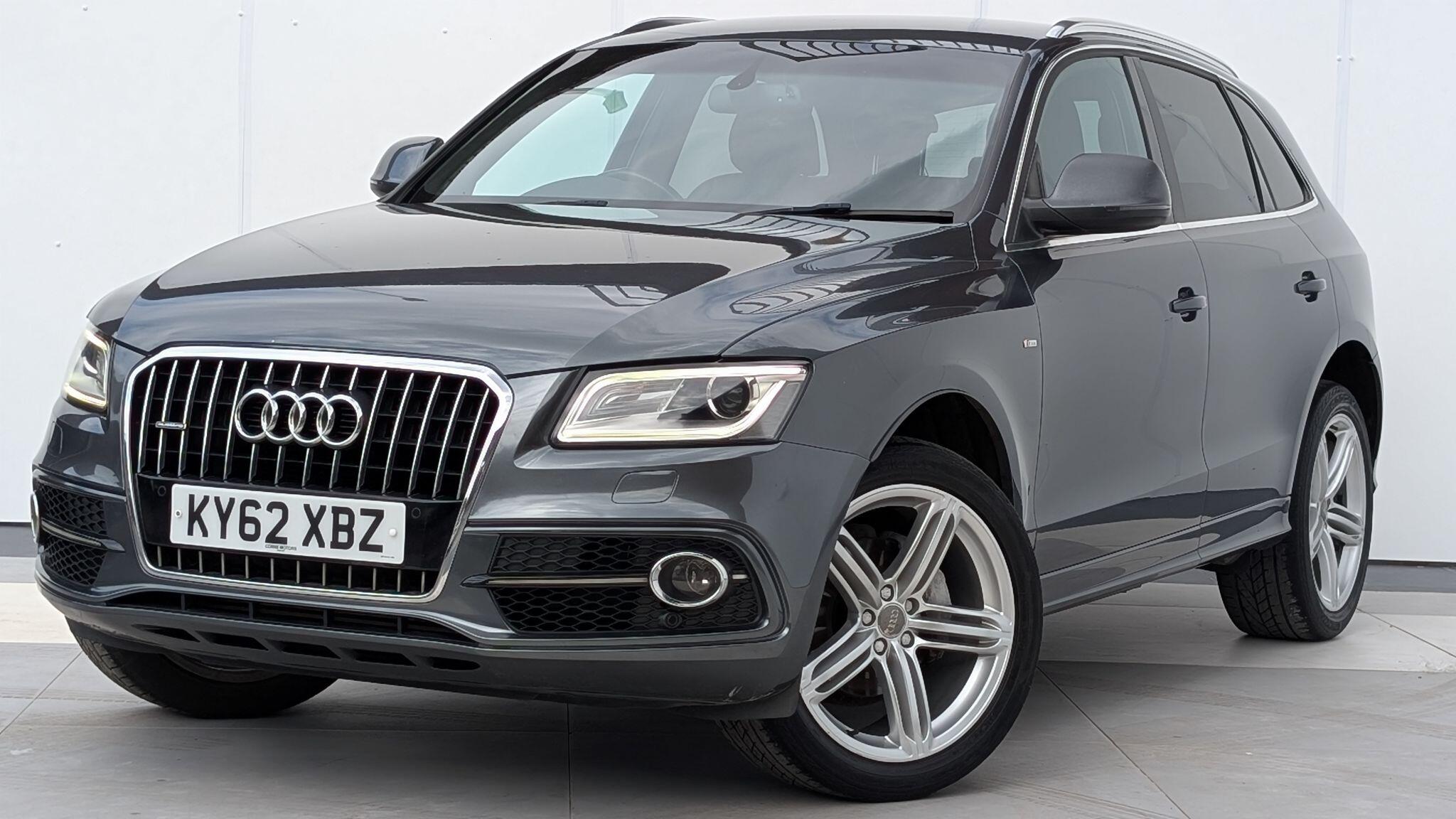2012 Audi Q5 2.0 TDI S line Plus S Tronic quattro Euro 5 (s/s) 5dr, exterior view 3