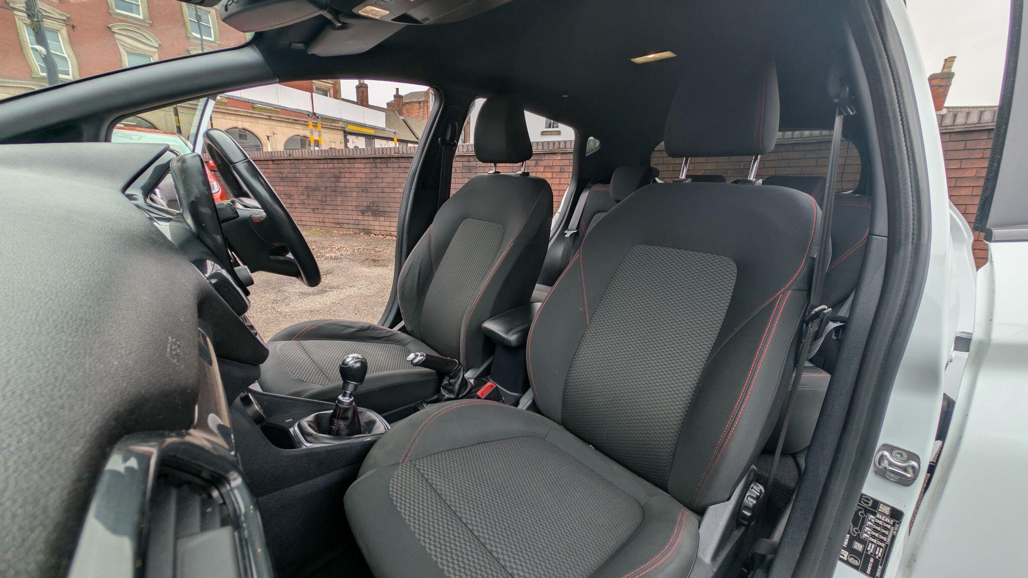 Ford Fiesta 1.0T EcoBoost ST-Line Edition Euro 6 (s/s) 5dr 5dr Manual 2026