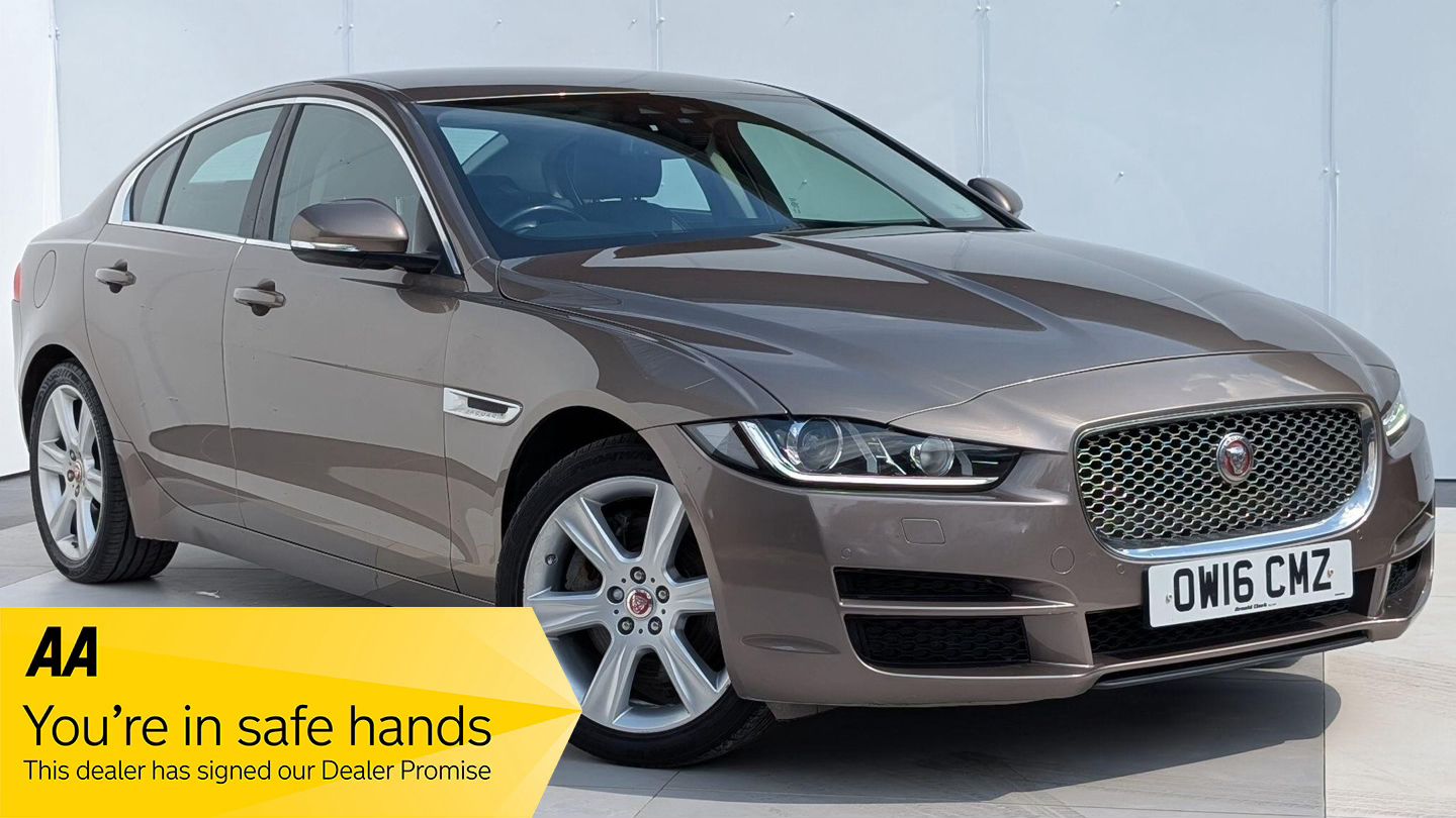 Jaguar XE 2.0d Portfolio Auto AWD Euro 6 (s/s) 4dr 4dr Automatic 2026