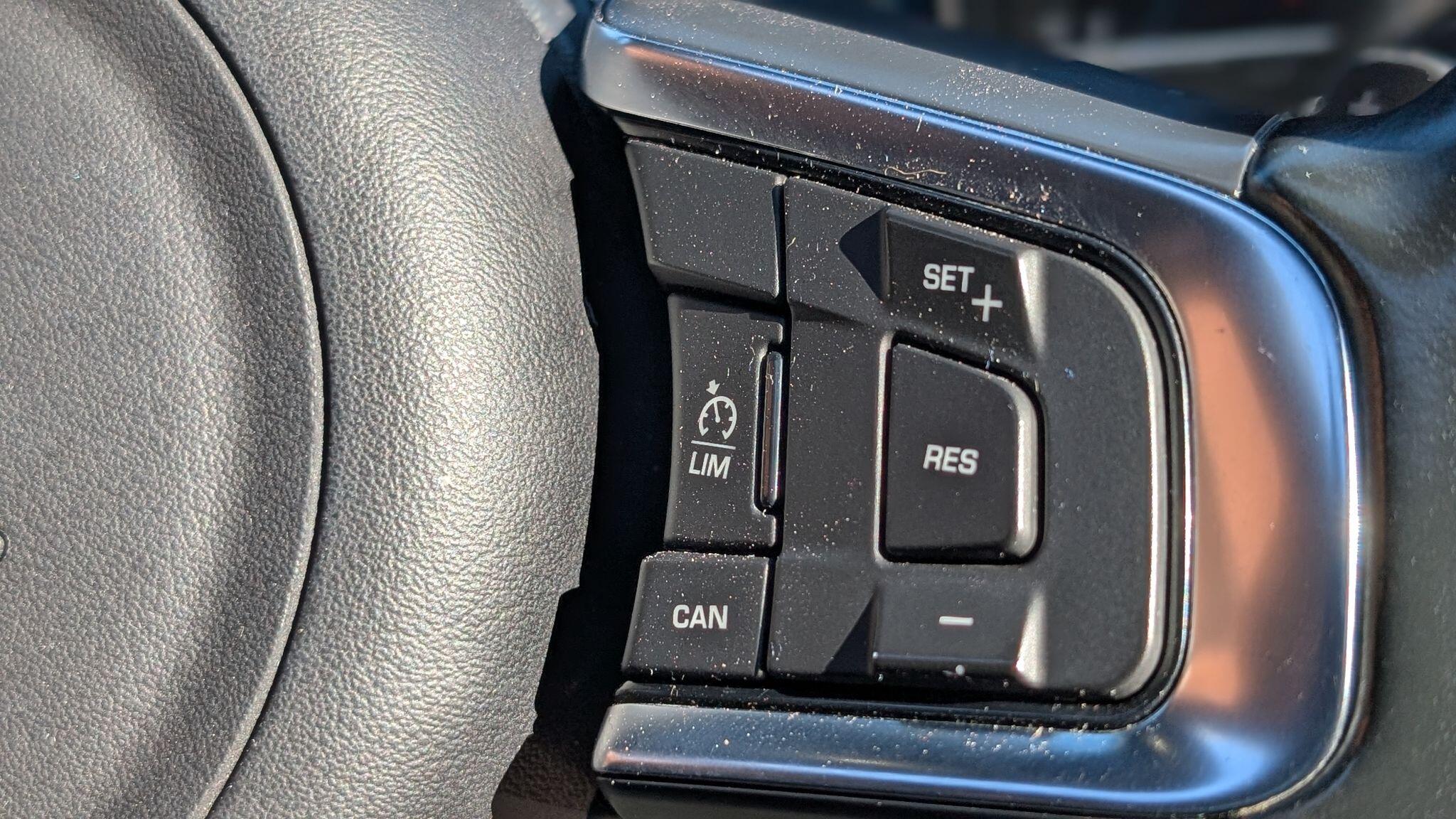 Jaguar XE 2.0d R-Sport Auto Euro 6 (s/s) 4dr 4dr Automatic 2026