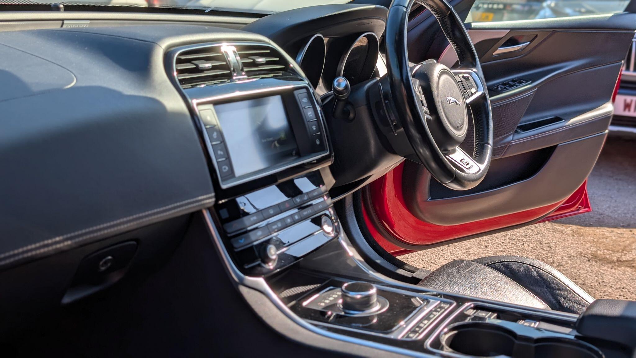 Jaguar XE 2.0d R-Sport Auto Euro 6 (s/s) 4dr 4dr Automatic 2026