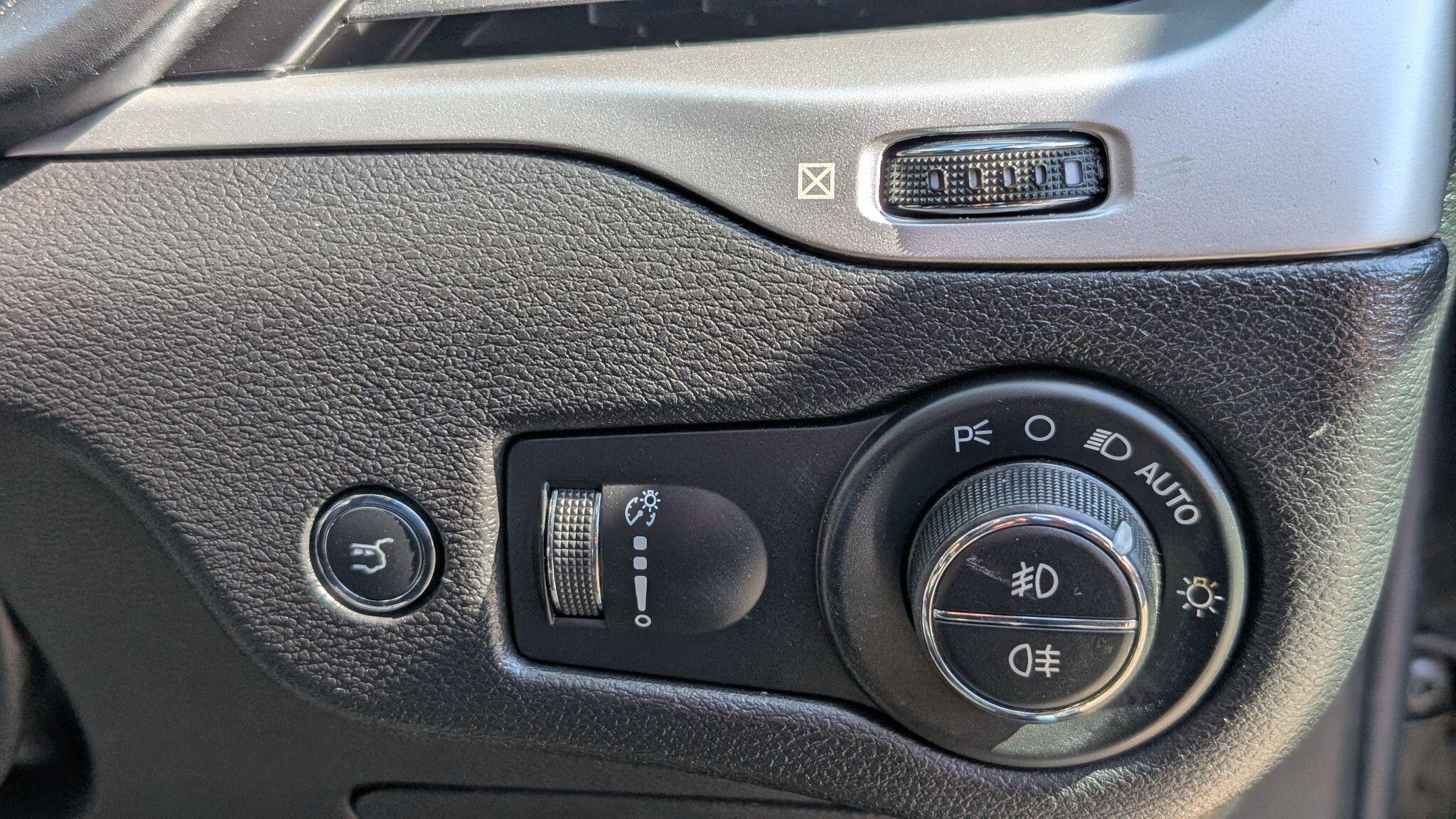 Jeep Cherokee 2.2 MultiJetII Overland Auto 4WD Euro 6 (s/s) 5dr 5dr Automatic 2026