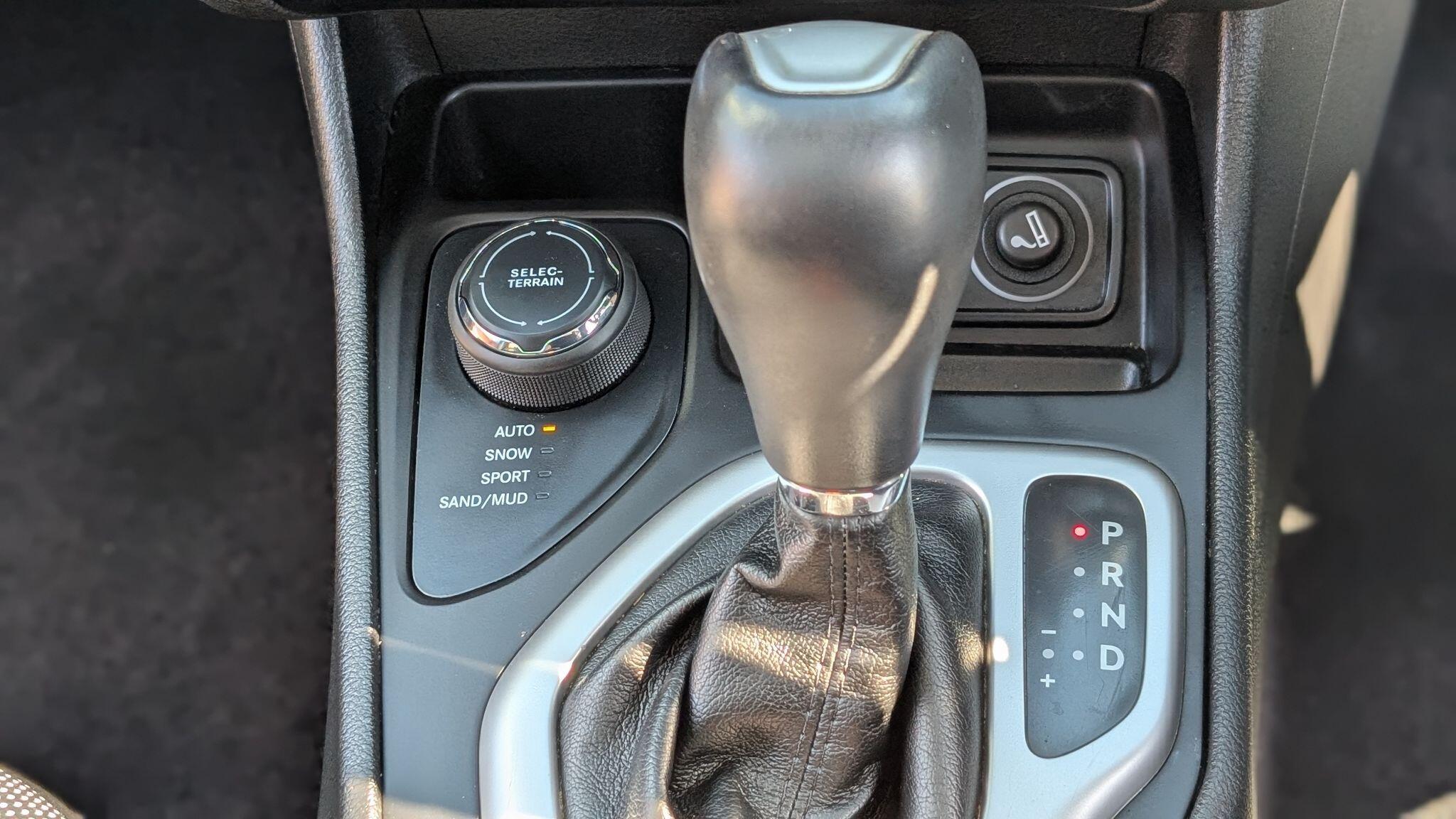 Jeep Cherokee 2.2 MultiJetII Overland Auto 4WD Euro 6 (s/s) 5dr 5dr Automatic 2026