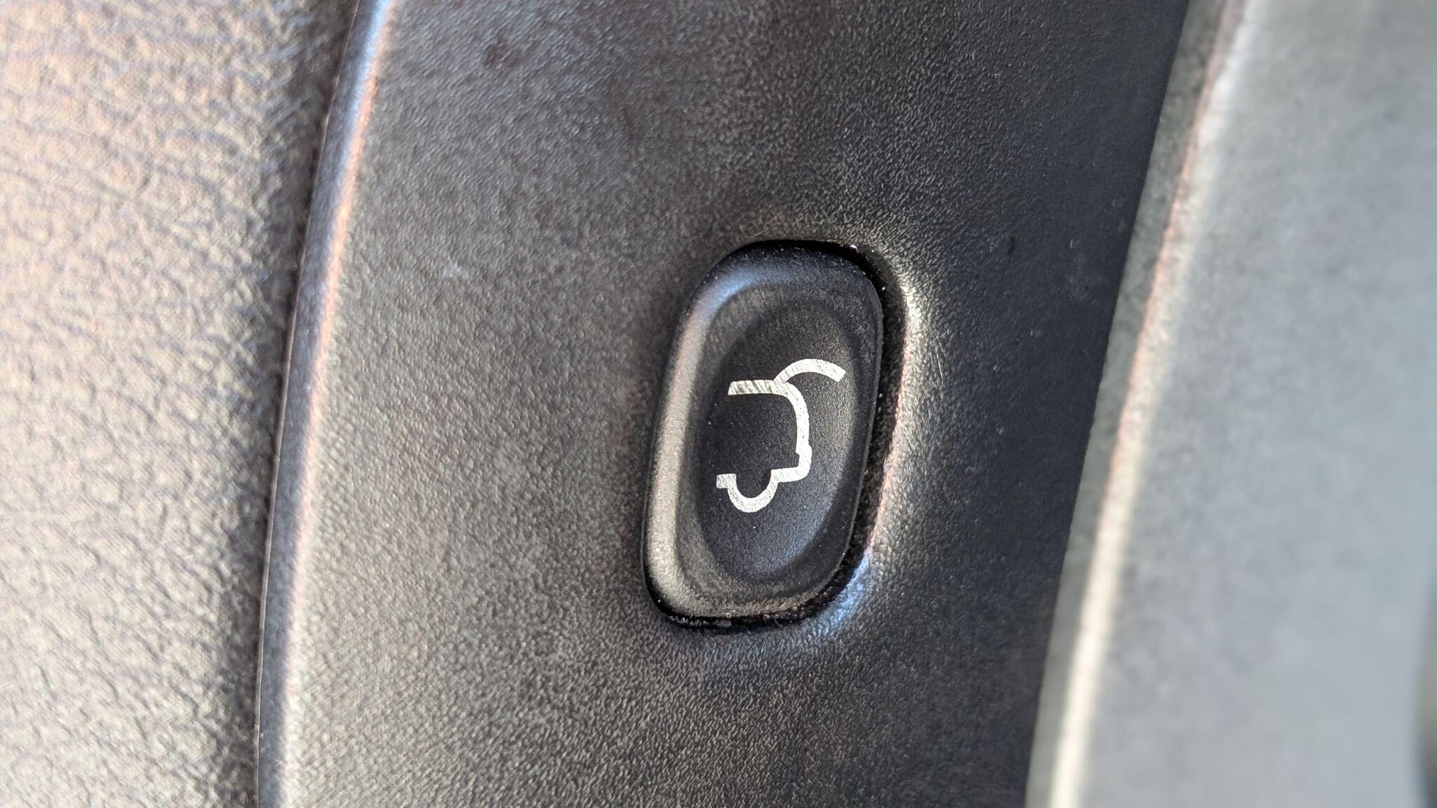 Jeep Cherokee 2.2 MultiJetII Overland Auto 4WD Euro 6 (s/s) 5dr 5dr Automatic 2026