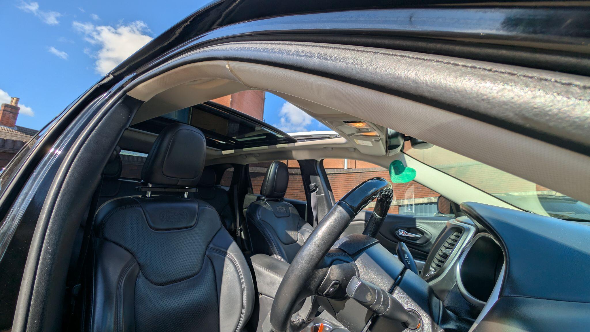 Jeep Cherokee 2.2 MultiJetII Overland Auto 4WD Euro 6 (s/s) 5dr 5dr Automatic 2026