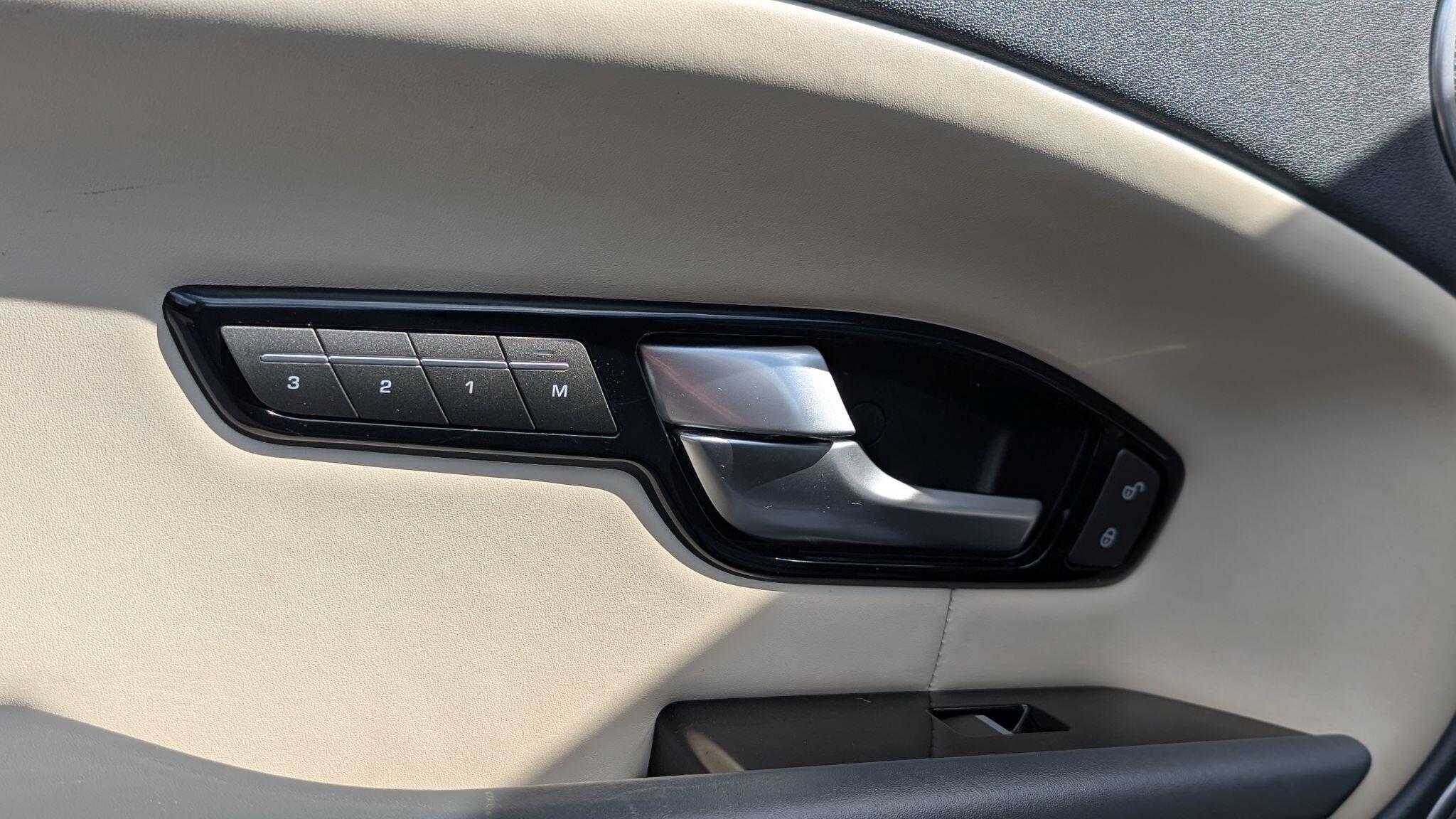 Land Rover Range Rover Evoque 2.0 TD4 HSE Dynamic Auto 4WD Euro 6 (s/s) 3dr 3dr Automatic 2026