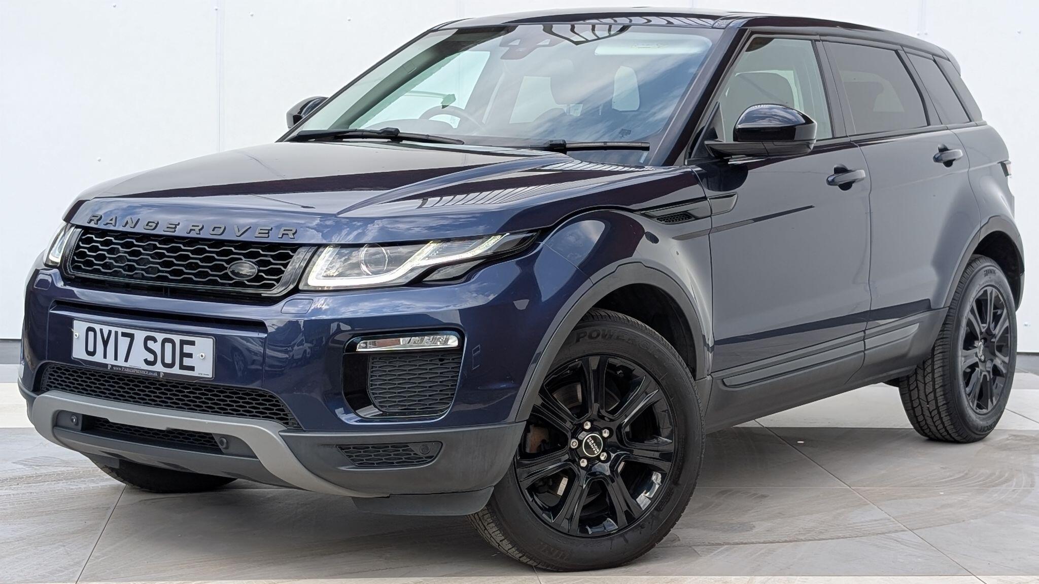 2017 Land Rover Range Rover Evoque 2.0 TD4 SE Tech Auto 4WD Euro 6 (s/s) 5dr, exterior view 3