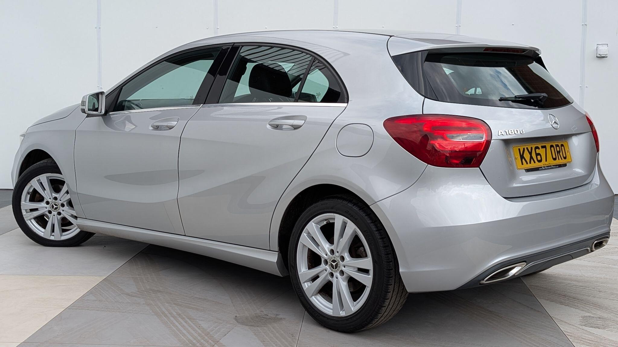 2017 Mercedes-Benz A Class 1.5 A180d Sport Euro 6 (s/s) 5dr, exterior view 4