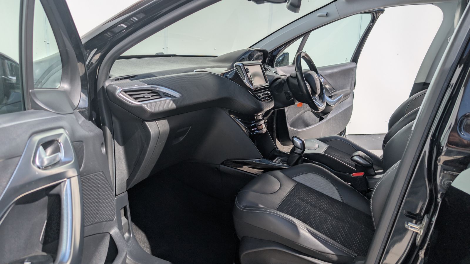 Peugeot 2008 1.2 PureTech Allure Euro 6 (s/s) 5dr 5dr Manual 2026
