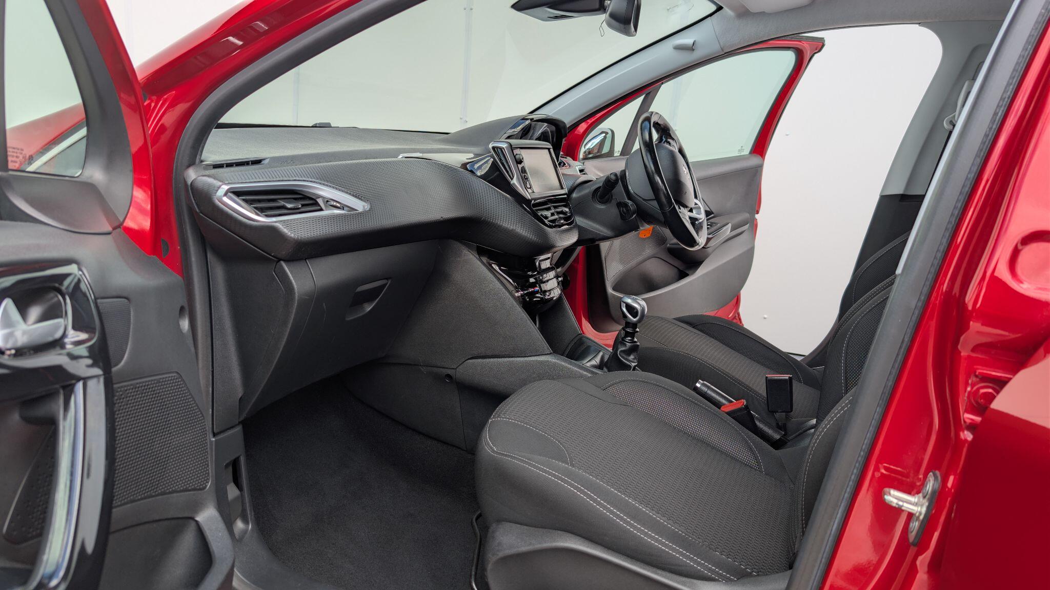Peugeot 208 1.2 PureTech Tech Edition Euro 6 (s/s) 5dr 5dr Manual 2026