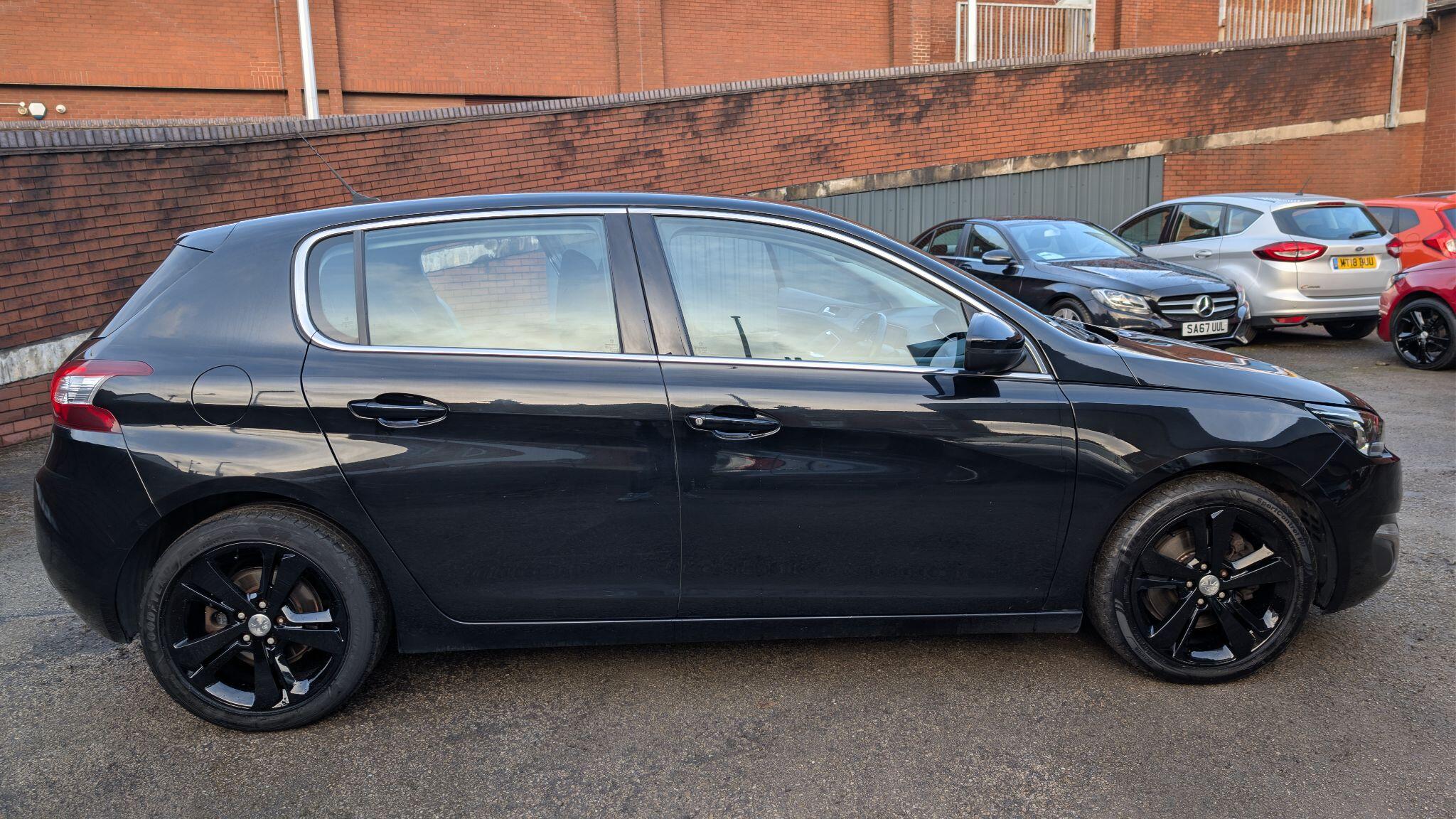 Peugeot 308 2.0 BlueHDi Allure EAT Euro 6 (s/s) 5dr 5dr Automatic 2026