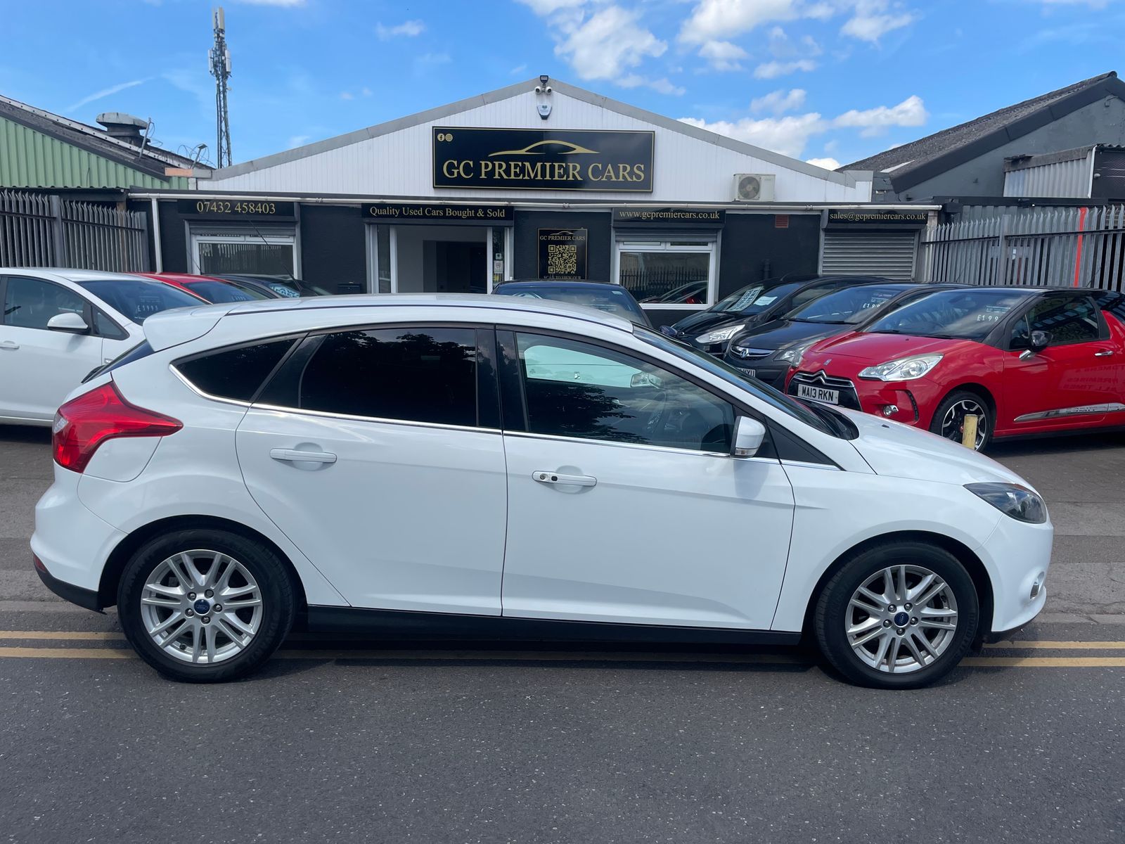 2013 Ford Focus 1.0T EcoBoost Titanium Hatchback 5dr Petrol Manual Euro 5 (s/s) (125 ps)