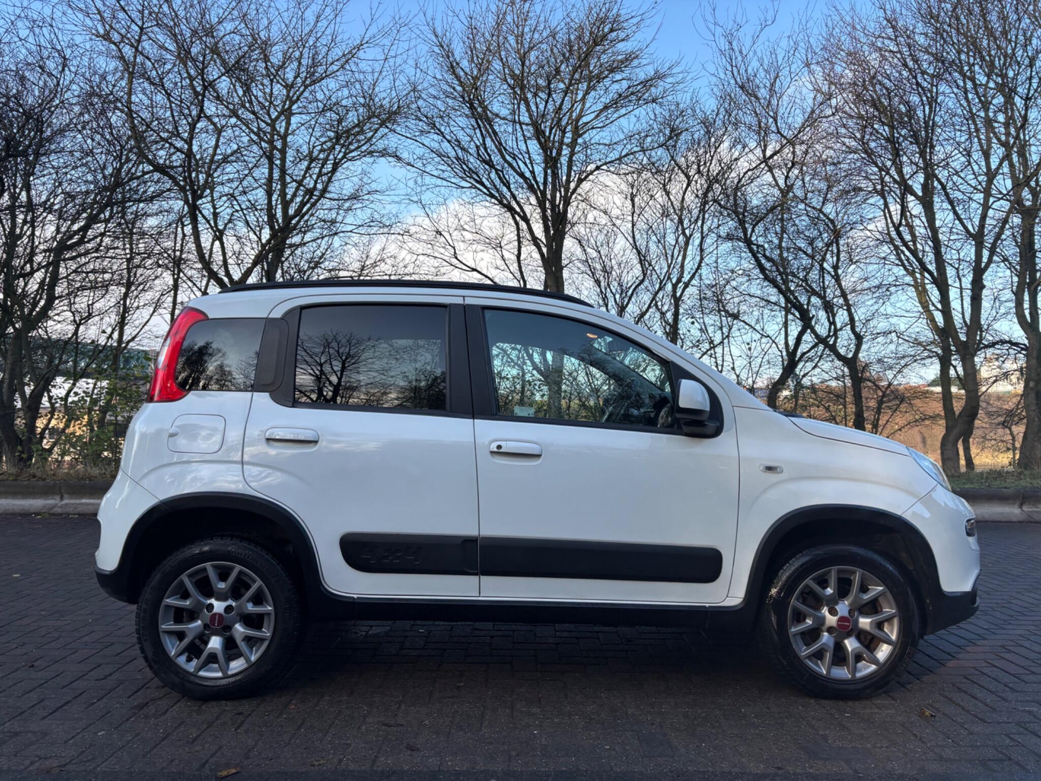 Fiat Panda 0.9 TwinAir 4x4 Euro 6 (s/s) 5dr 5dr Manual 2026