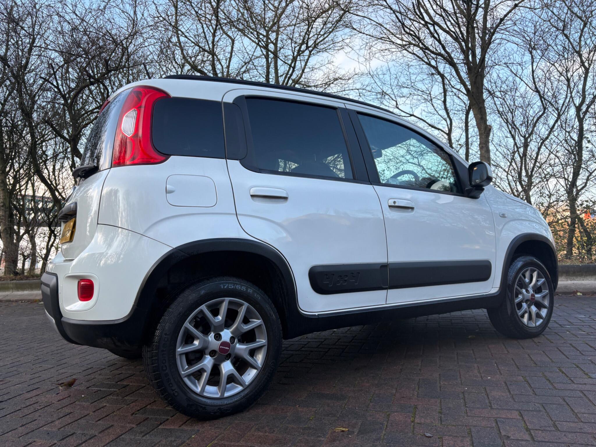 Fiat Panda 0.9 TwinAir 4x4 Euro 6 (s/s) 5dr 5dr Manual 2026