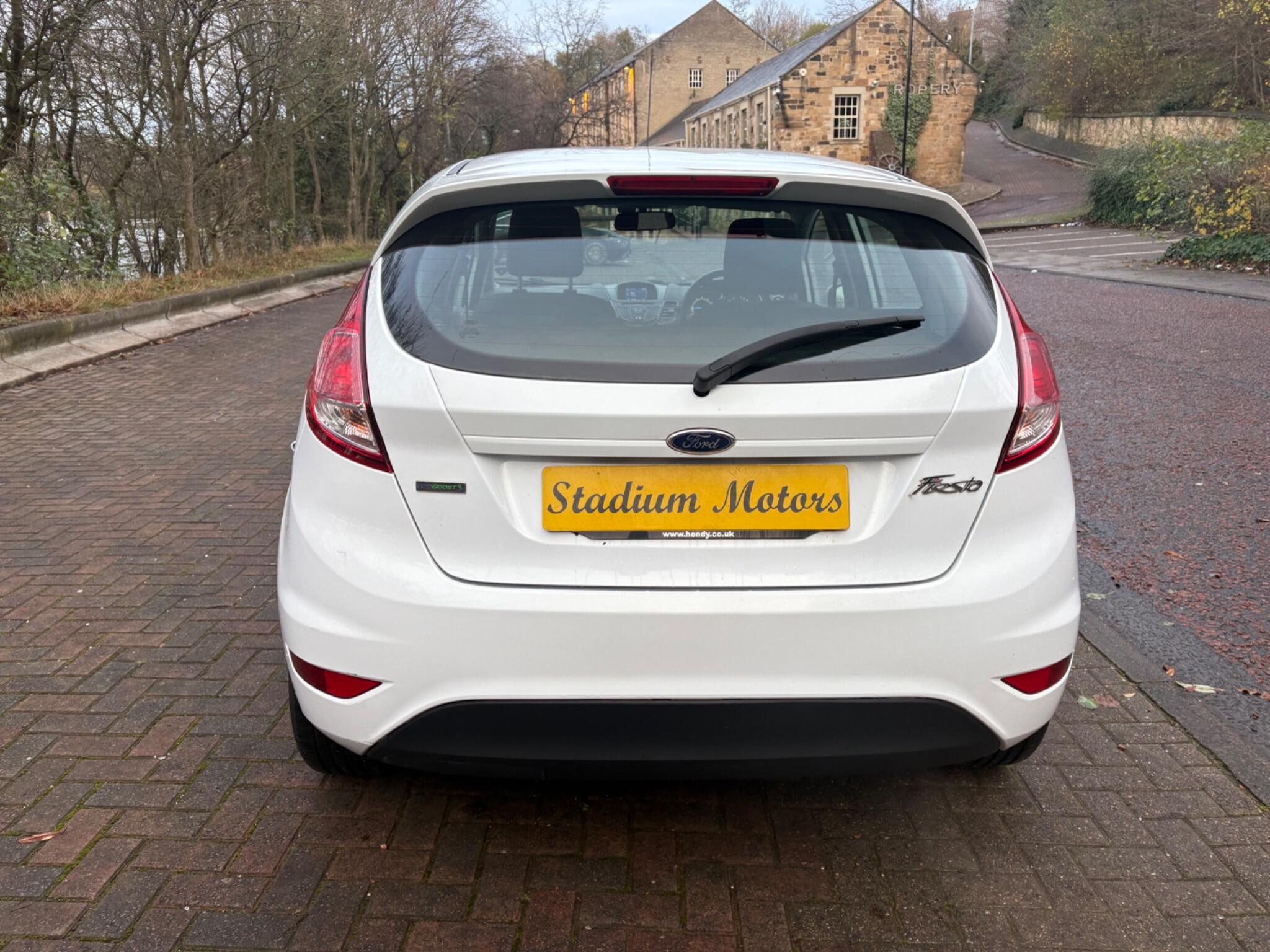 Ford Fiesta 1.0T EcoBoost Zetec Euro 6 (s/s) 5dr 5dr Manual 2026