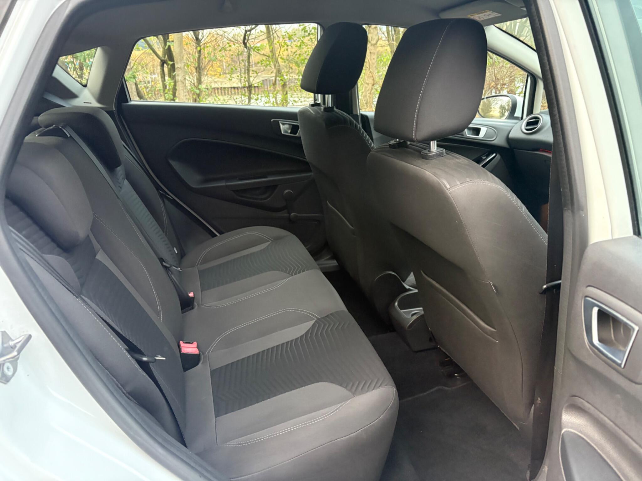 Ford Fiesta 1.0T EcoBoost Zetec Euro 6 (s/s) 5dr 5dr Manual 2026