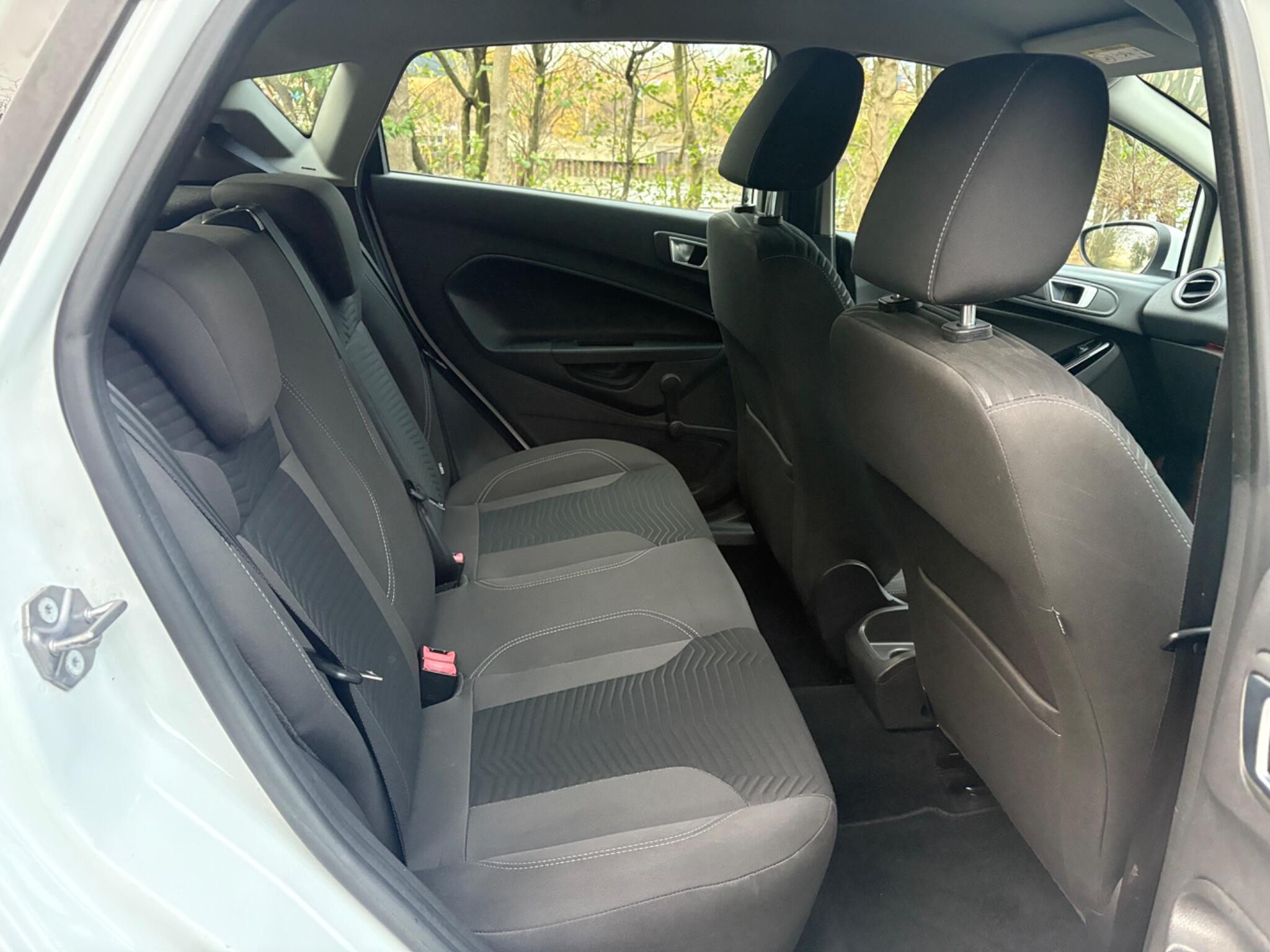 Ford Fiesta 1.0T EcoBoost Zetec Euro 6 (s/s) 5dr 5dr Manual 2026