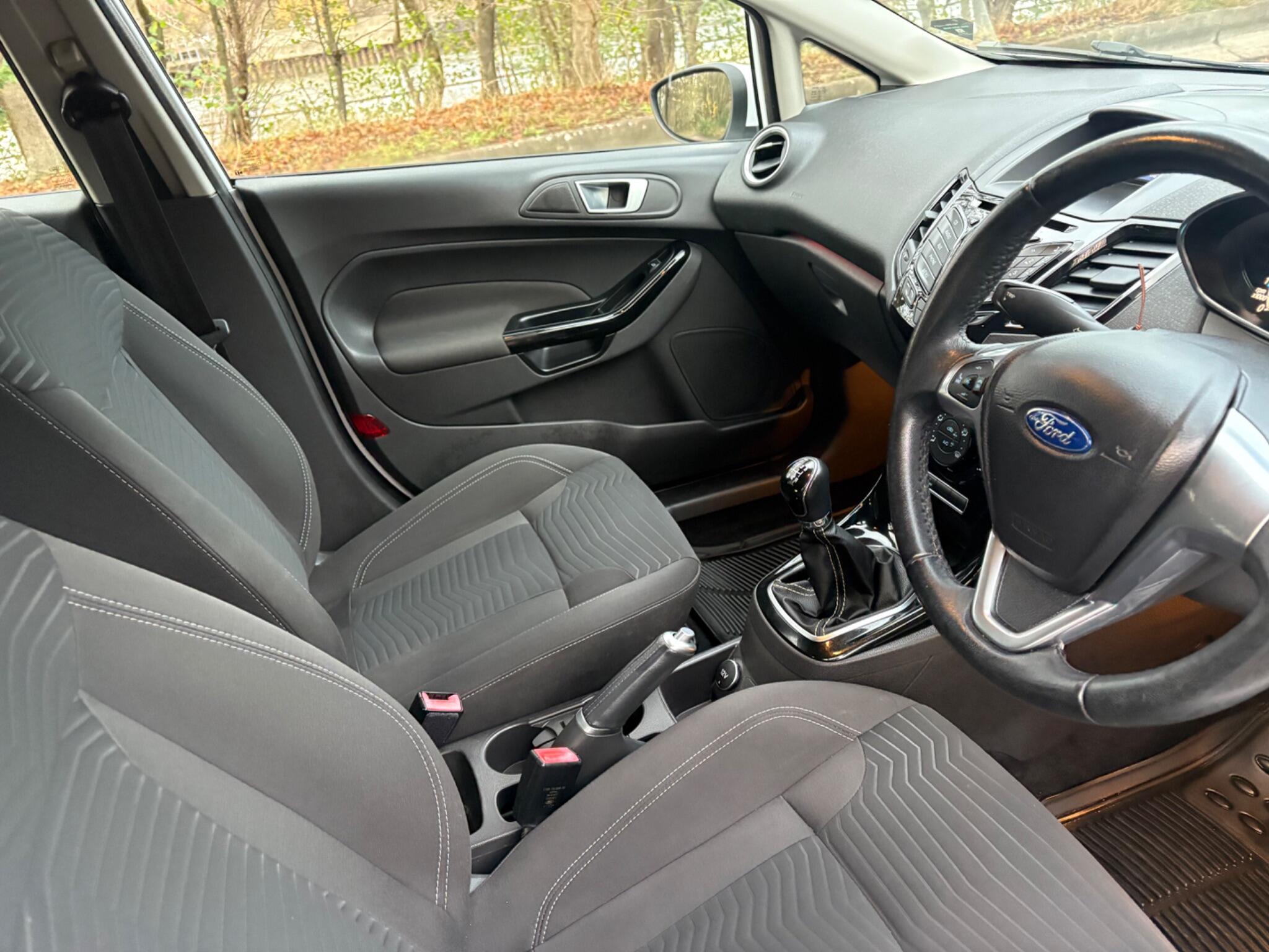 Ford Fiesta 1.0T EcoBoost Zetec Euro 6 (s/s) 5dr 5dr Manual 2026