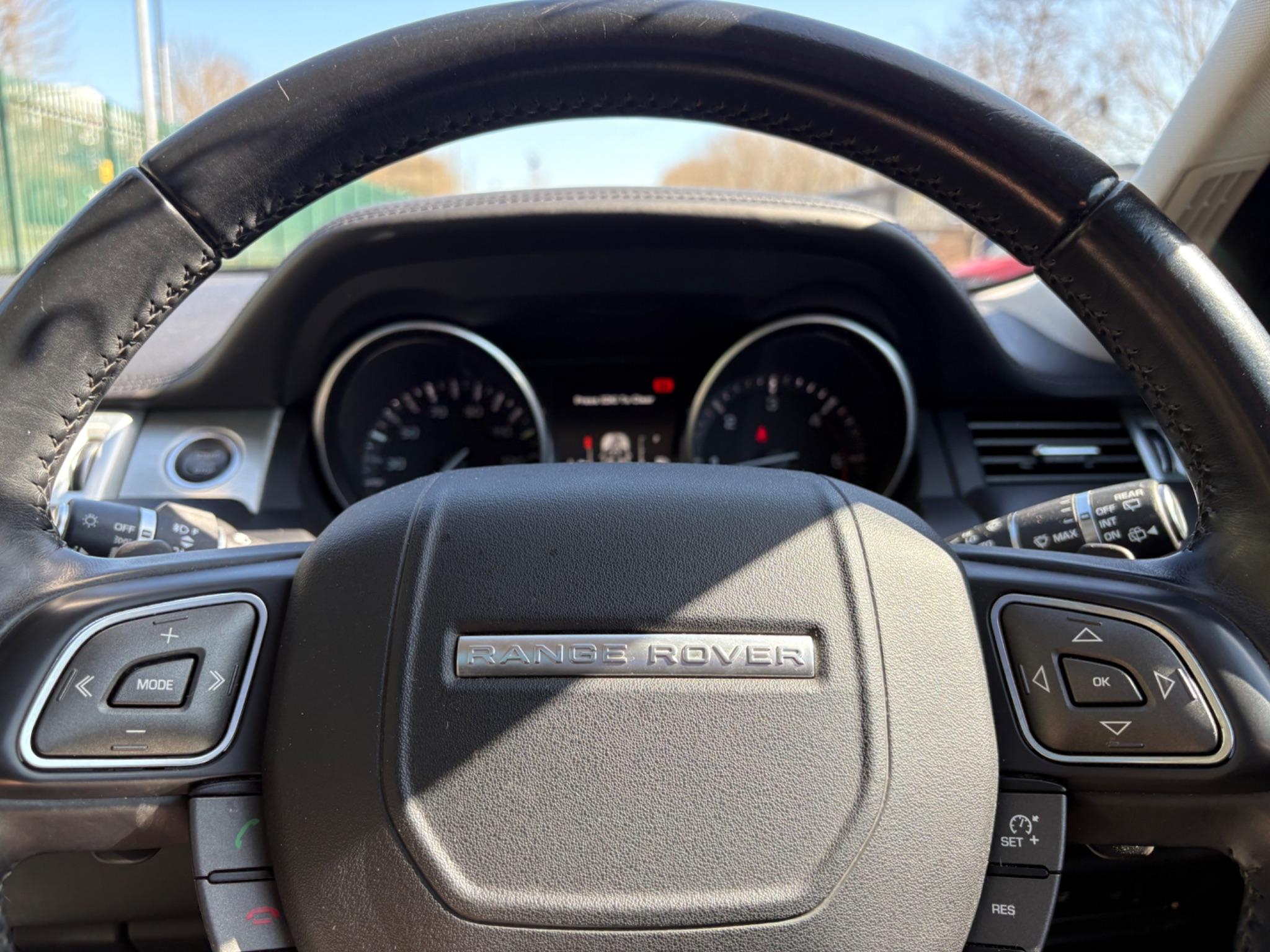 Land Rover Range Rover Evoque 2.2 SD4 Prestige Lux Auto 4WD Euro 5 (s/s) 5dr 5dr Automatic 2026