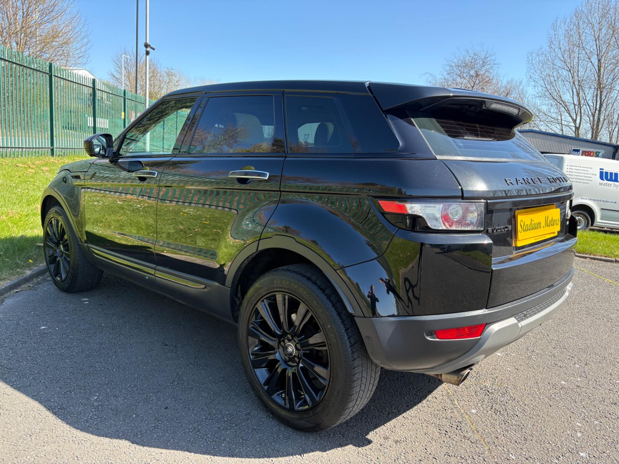 Land Rover Range Rover Evoque 2.2 SD4 Prestige Lux Auto 4WD Euro 5 (s/s) 5dr 5dr Automatic 2026