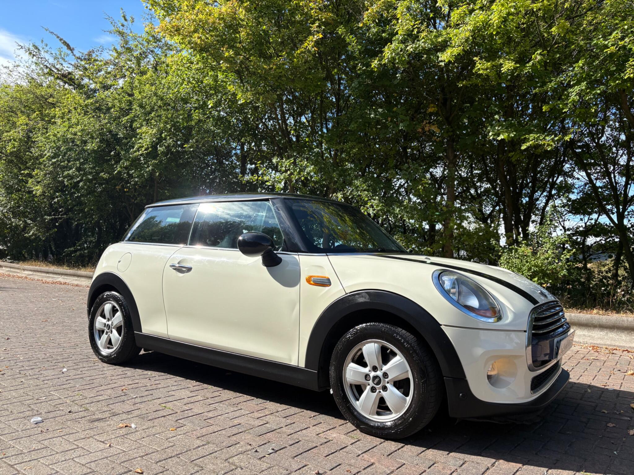 MINI Hatch 1.5 Cooper Euro 6 (s/s) 3dr 3dr Manual 2026