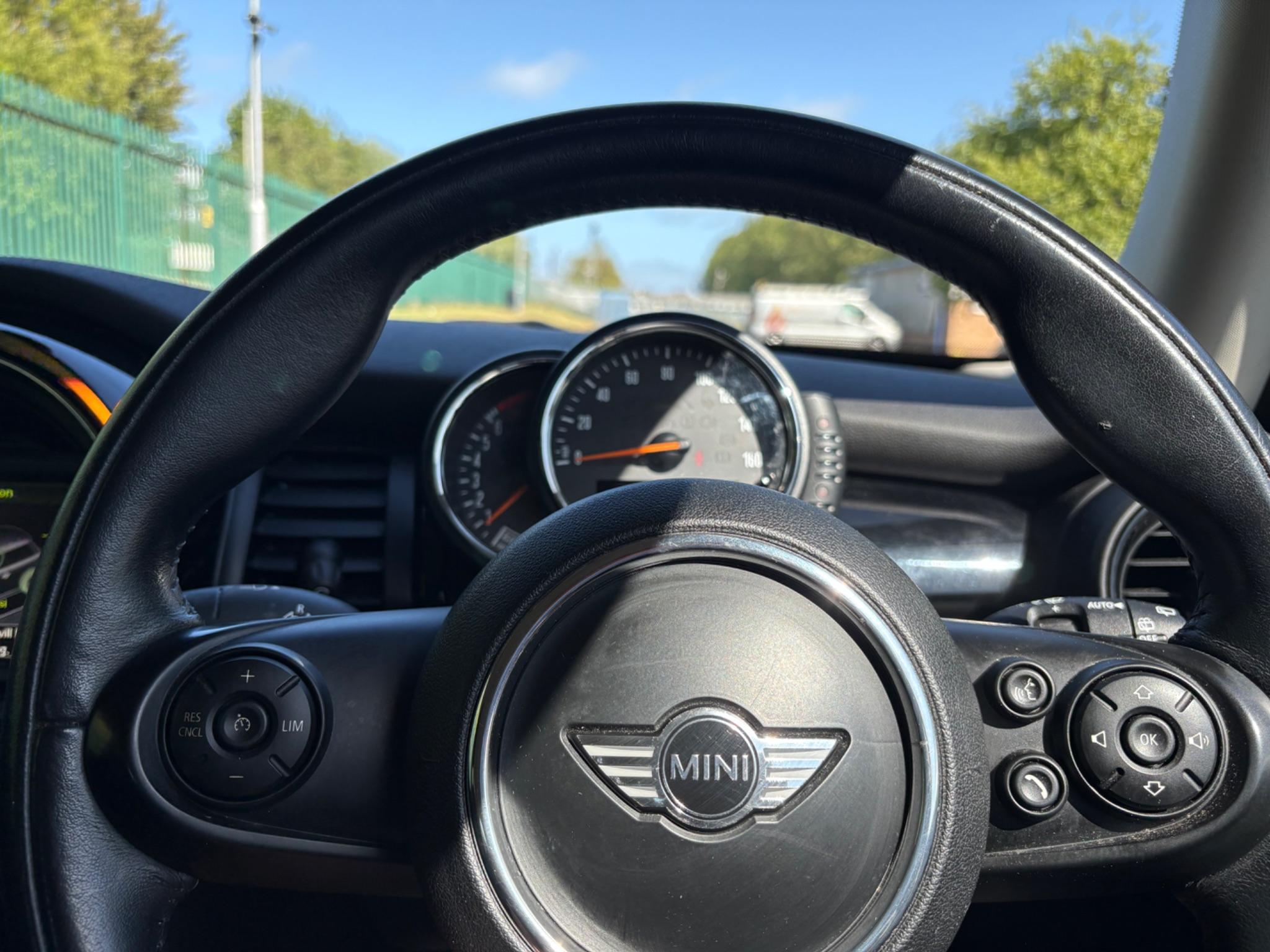 MINI Hatch 2.0 Cooper S Euro 6 (s/s) 3dr 3dr Manual 2026