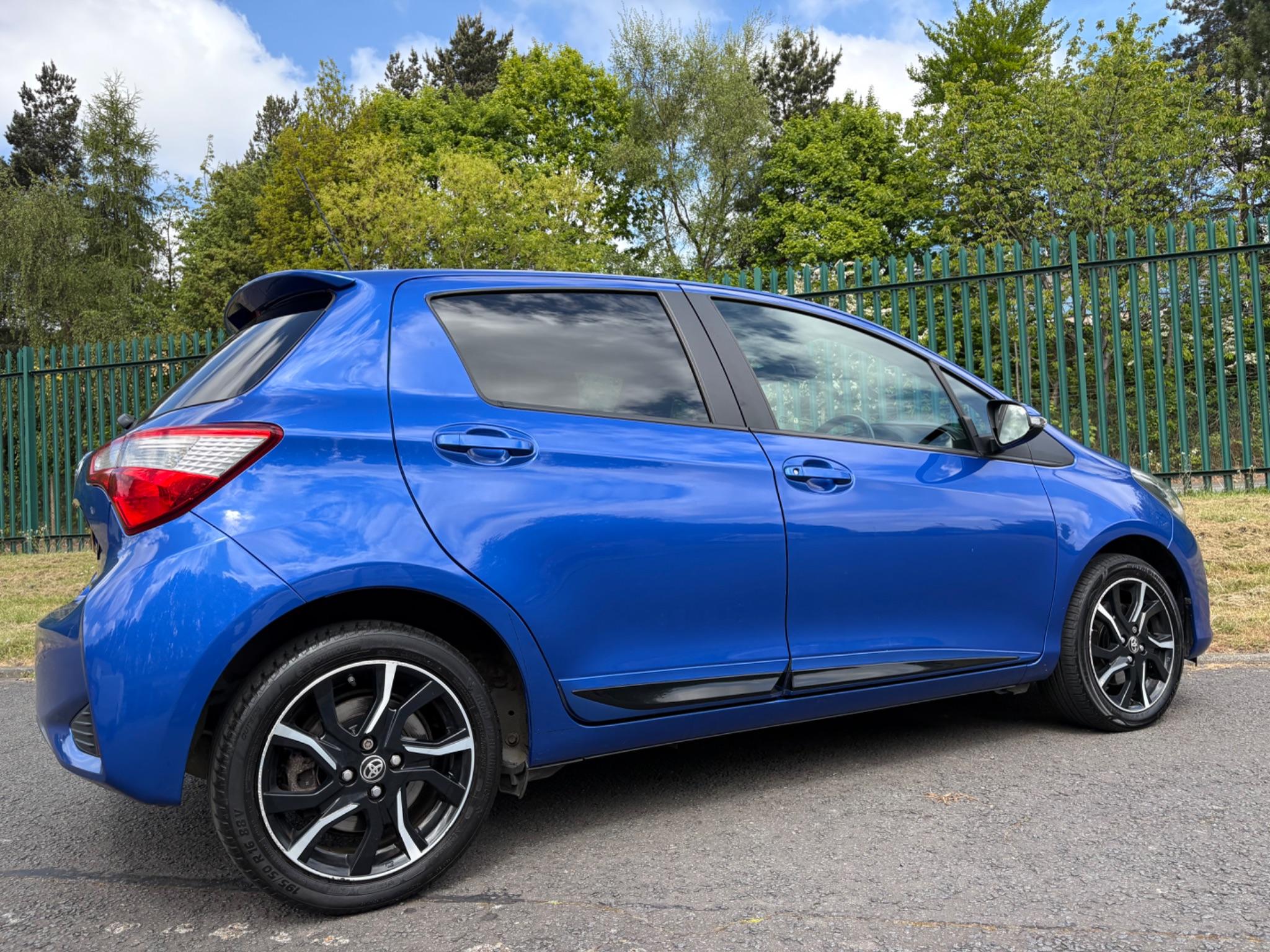 Toyota Yaris 1.5 VVT-i Design Euro 6 5dr 5dr Manual 2026