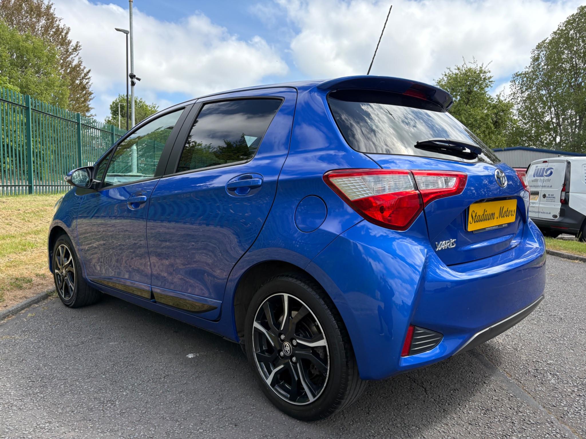 Toyota Yaris 1.5 VVT-i Design Euro 6 5dr 5dr Manual 2026